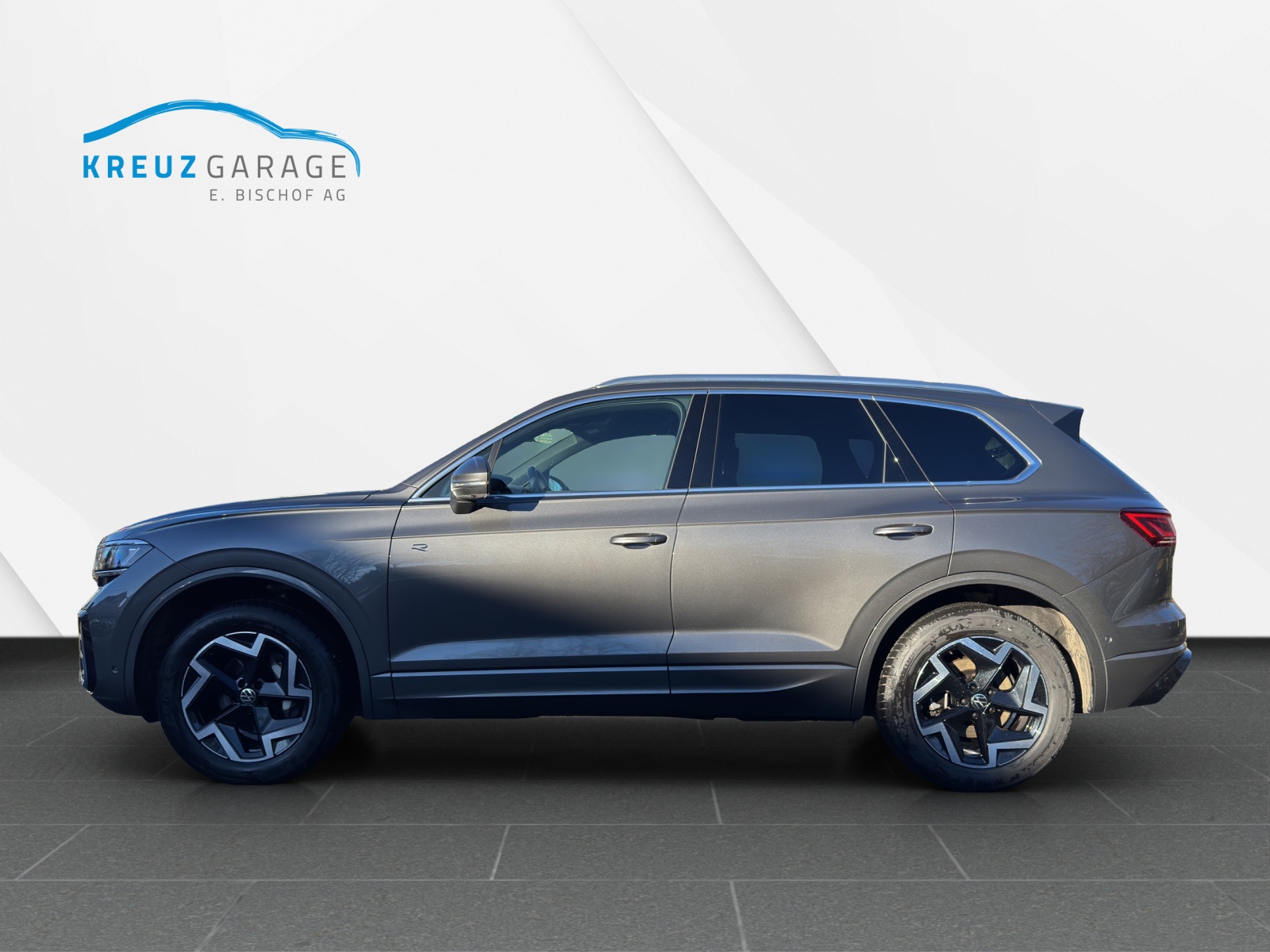 VW Touareg 3.0 TDI R-Line Tiptronic-image-7