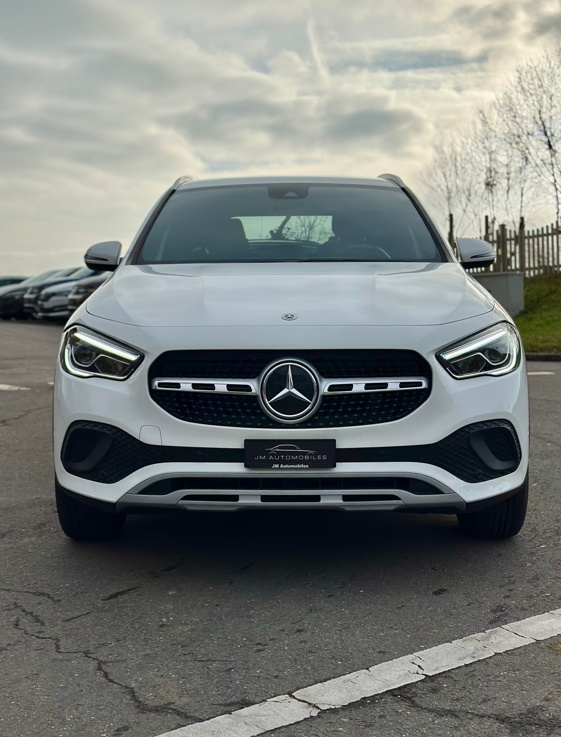 MERCEDES-BENZ GLA 200 Style 7G-DCT-image-4