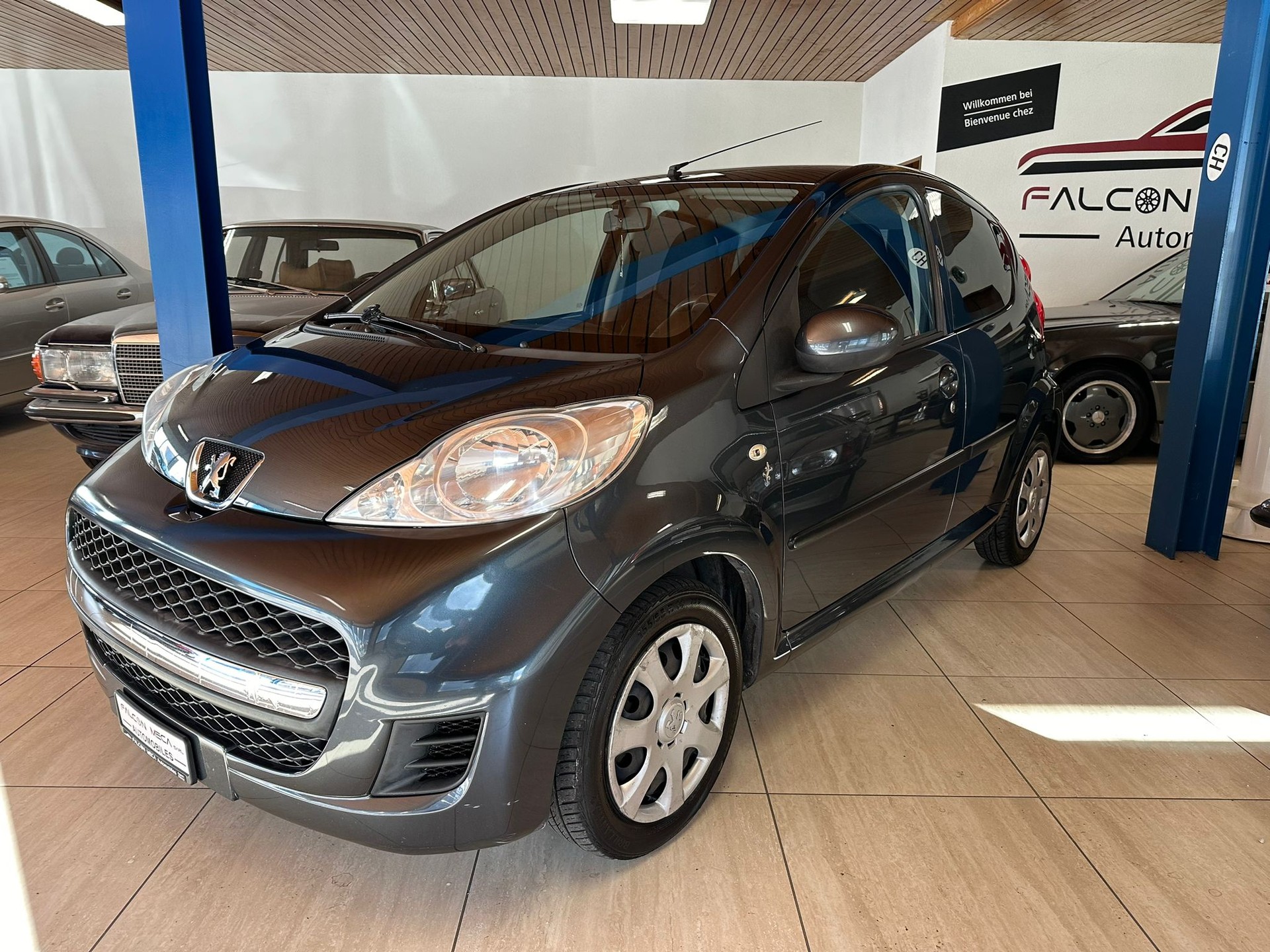 PEUGEOT 107 1.0 Urban-showroom-element-1