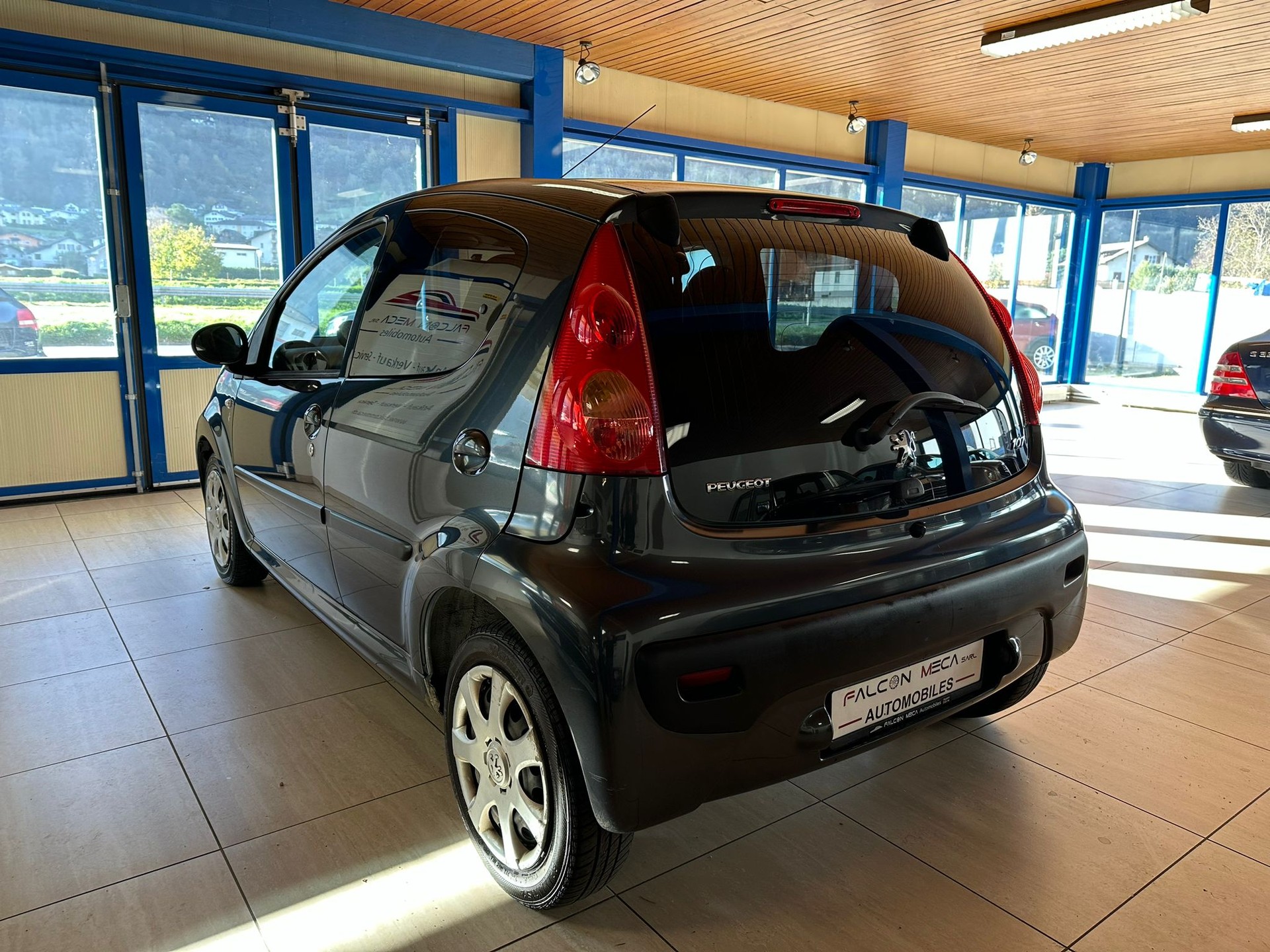 PEUGEOT 107 1.0 Urban-showroom-element-2