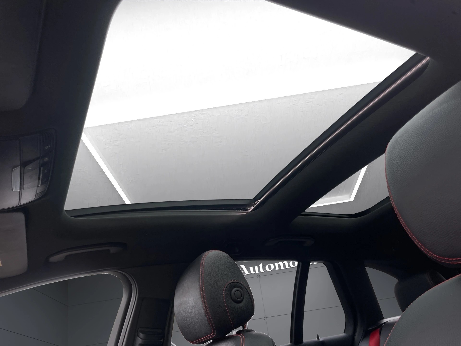 MERCEDES-BENZ C 43 AMG 4Matic 9G-Tronic-image-12