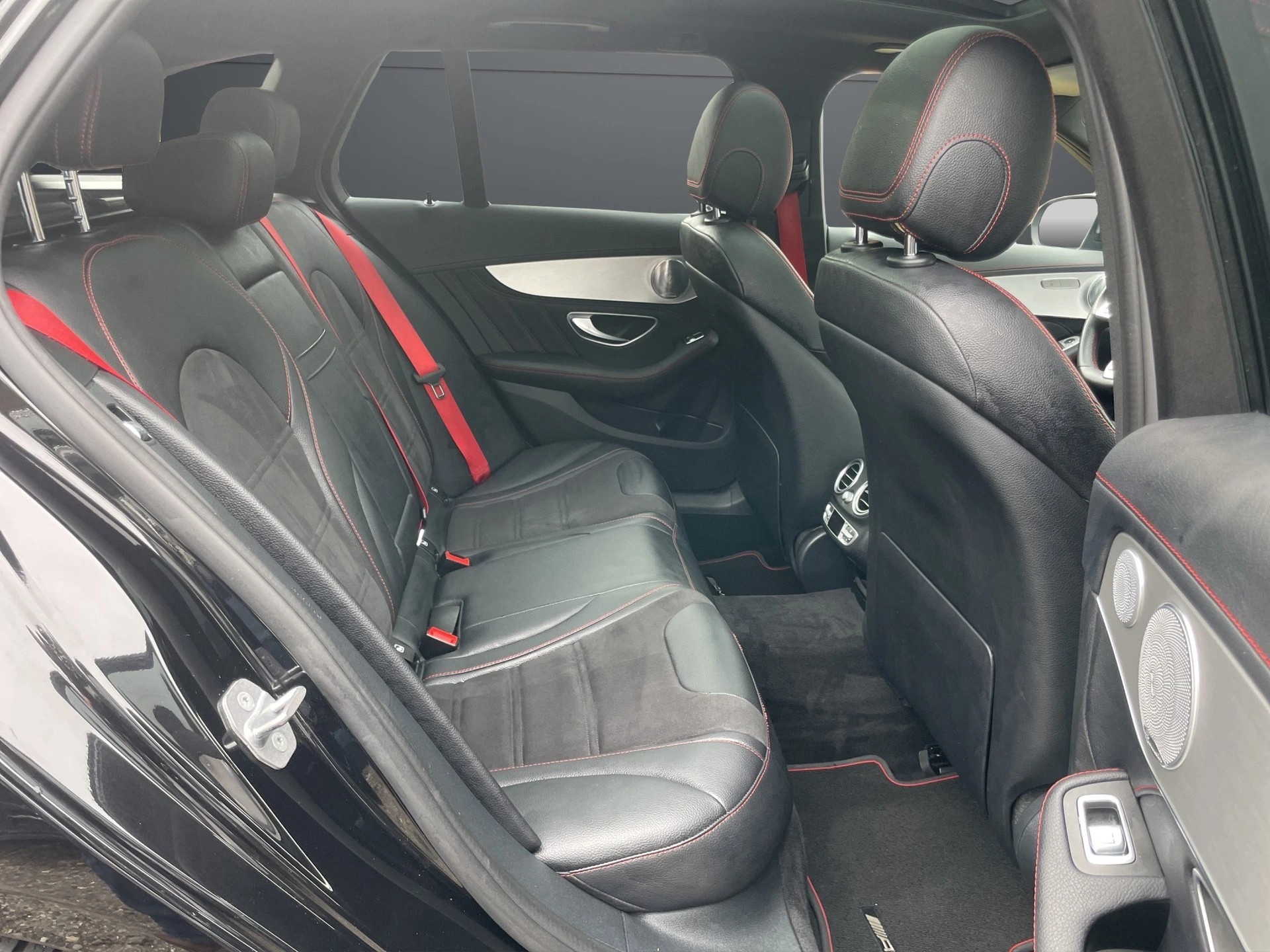 MERCEDES-BENZ C 43 AMG 4Matic 9G-Tronic-image-7