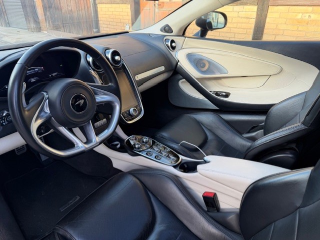 McLAREN GT Luxe-image-9