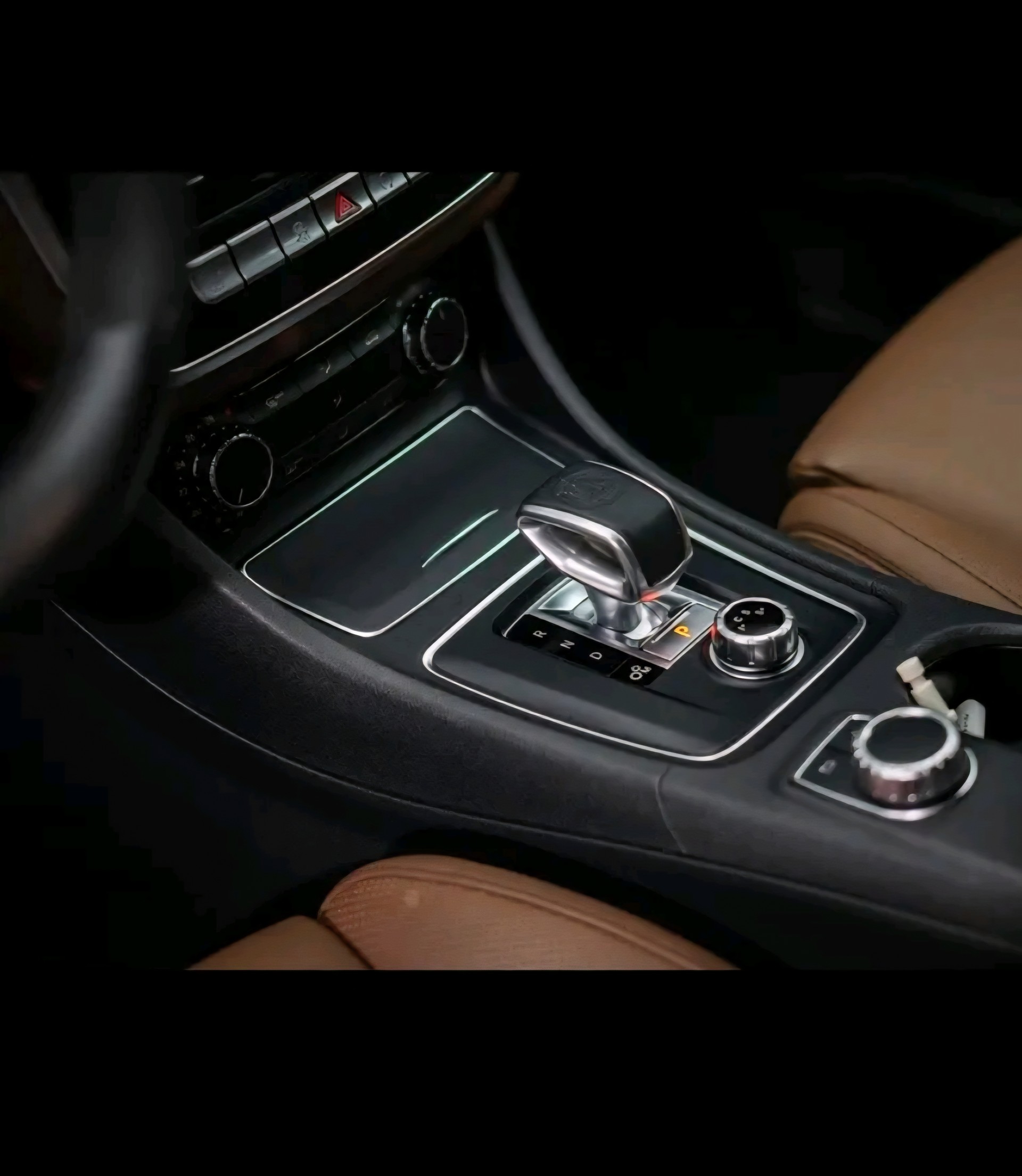 MERCEDES-BENZ A 45 AMG 4Matic Speedshift 7G-DCT-image-9