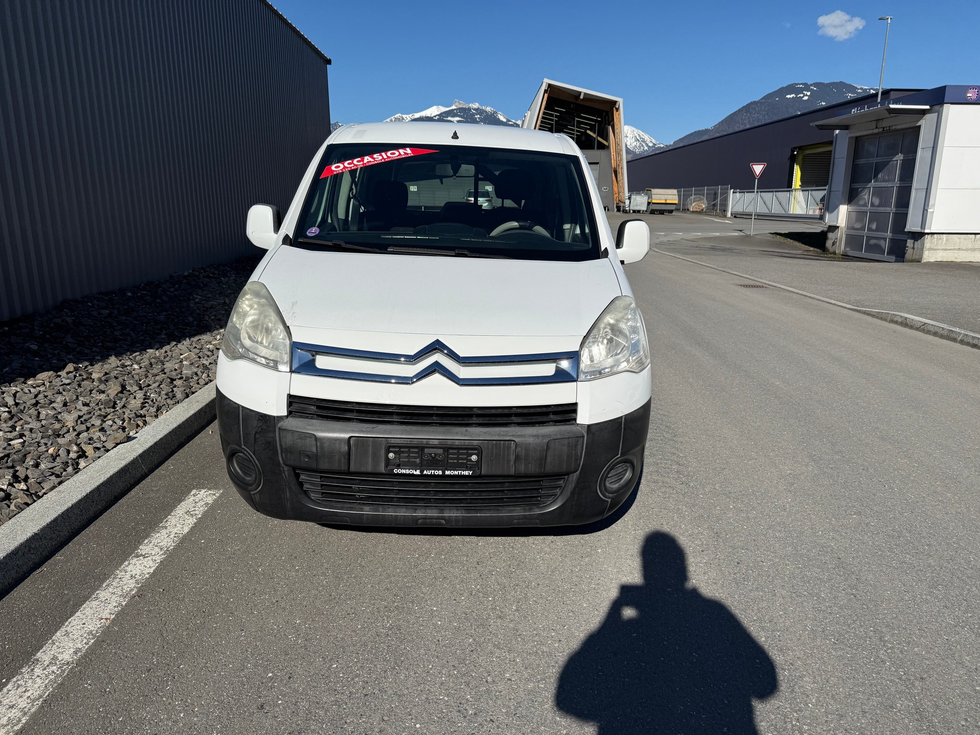 CITROEN Berlingo 1.6i ESSENCE CHARGÉ 700 kg-image-4