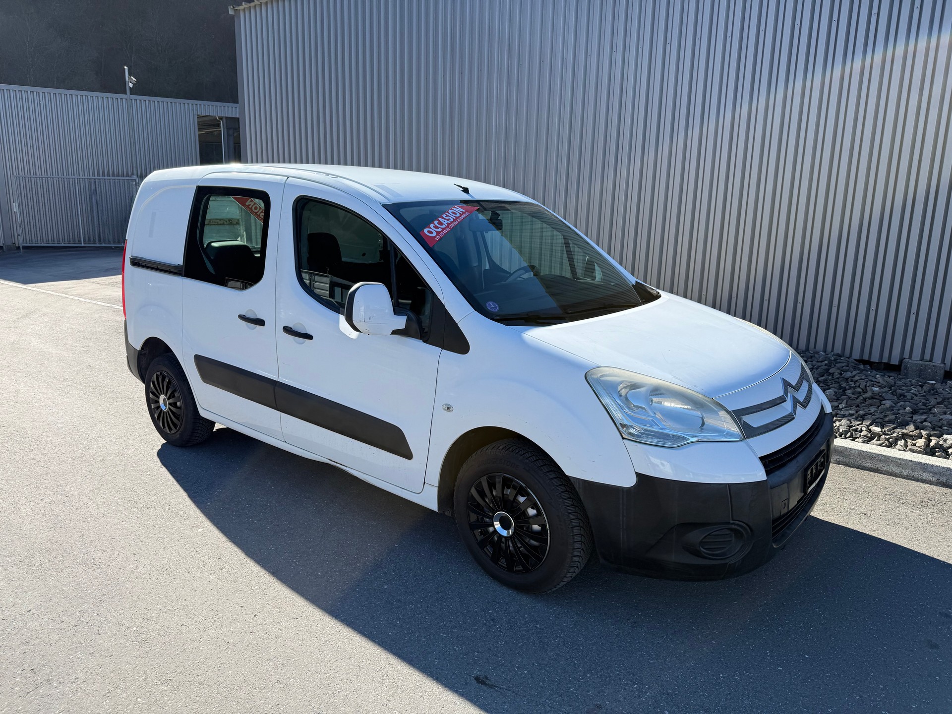CITROEN Berlingo 1.6i ESSENCE CHARGÉ 700 kg-image-7