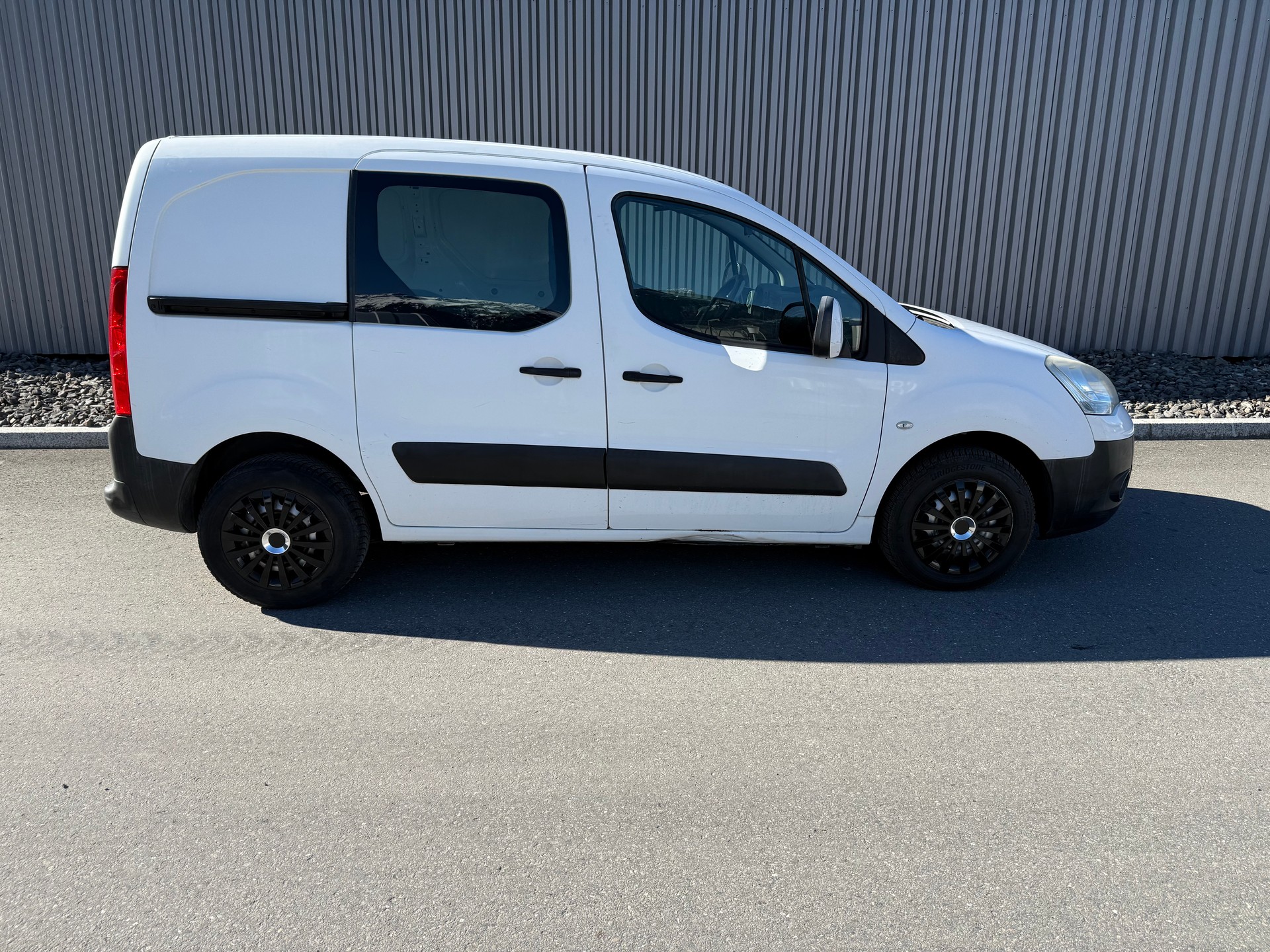 CITROEN Berlingo 1.6i ESSENCE CHARGÉ 700 kg-image-6