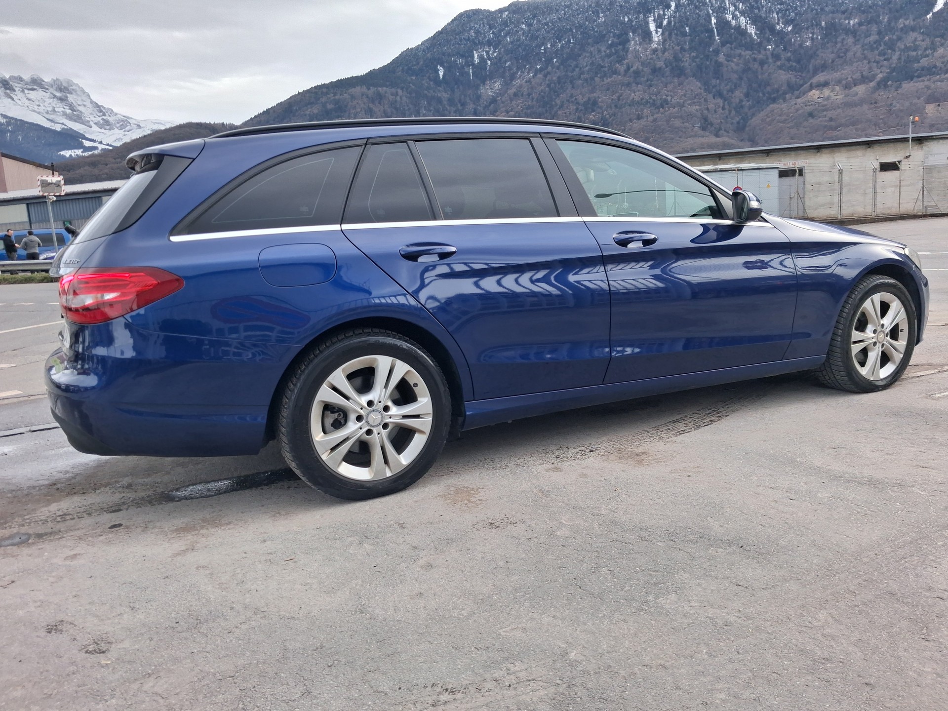 MERCEDES-BENZ C 180 BlueTEC 7G-Tronic-image-7