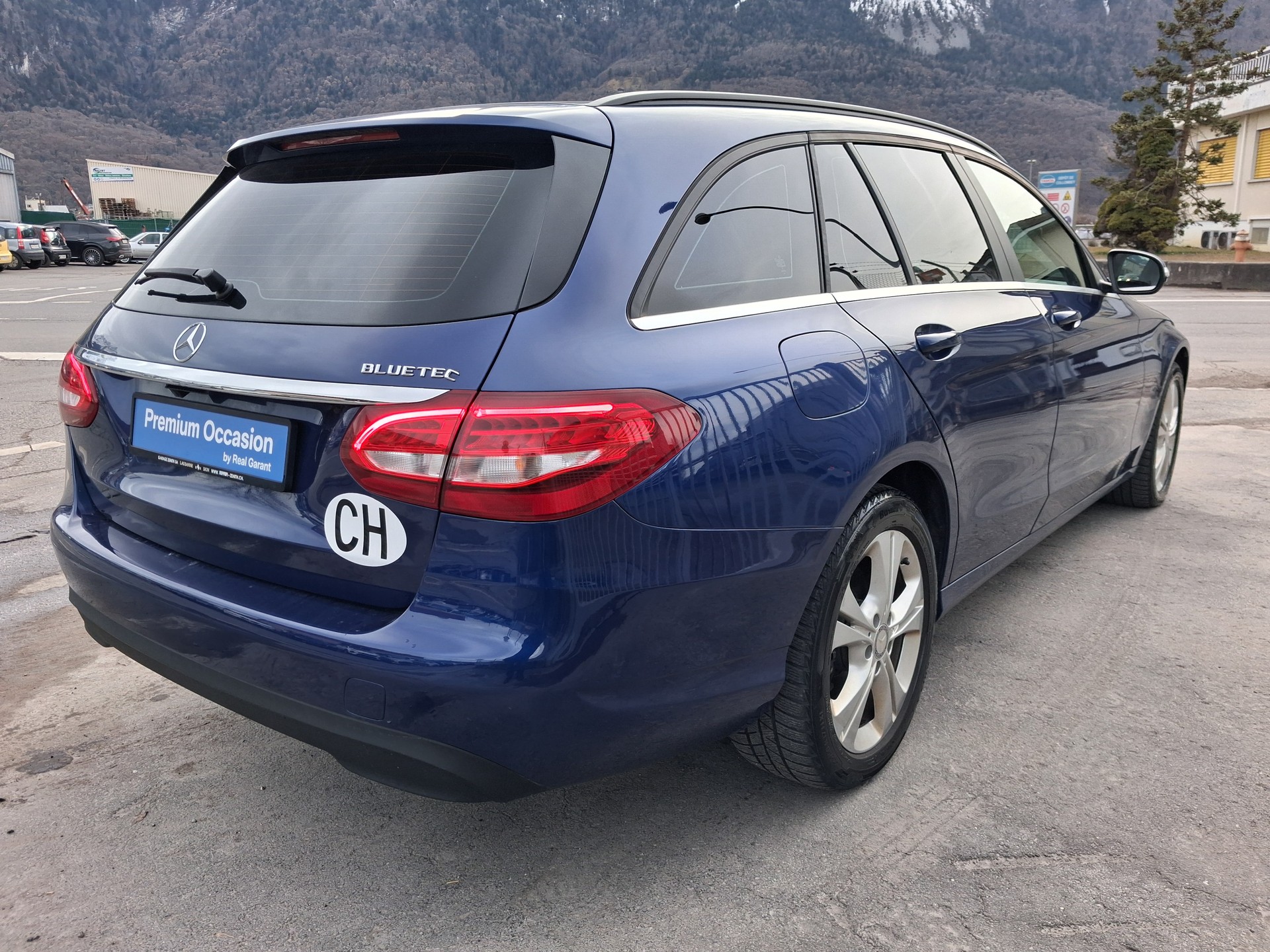 MERCEDES-BENZ C 180 BlueTEC 7G-Tronic-image-4