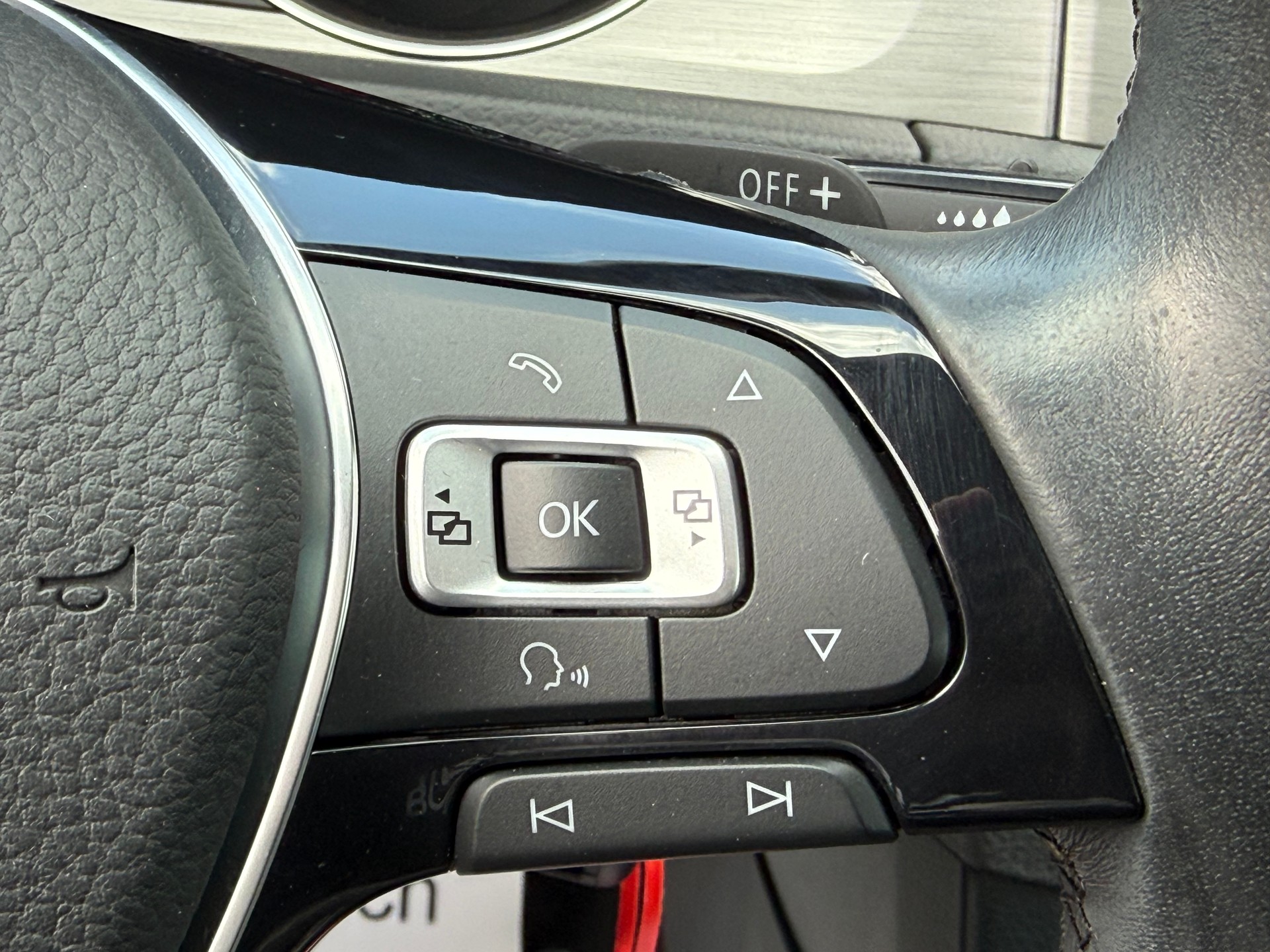 VW Golf 1.4 TSI Comfortline Start DSG-image-13
