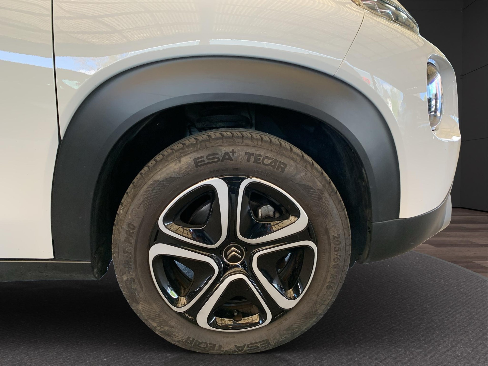CITROEN C3 Aircross 1.2 PureTech 110 Feel-image-4