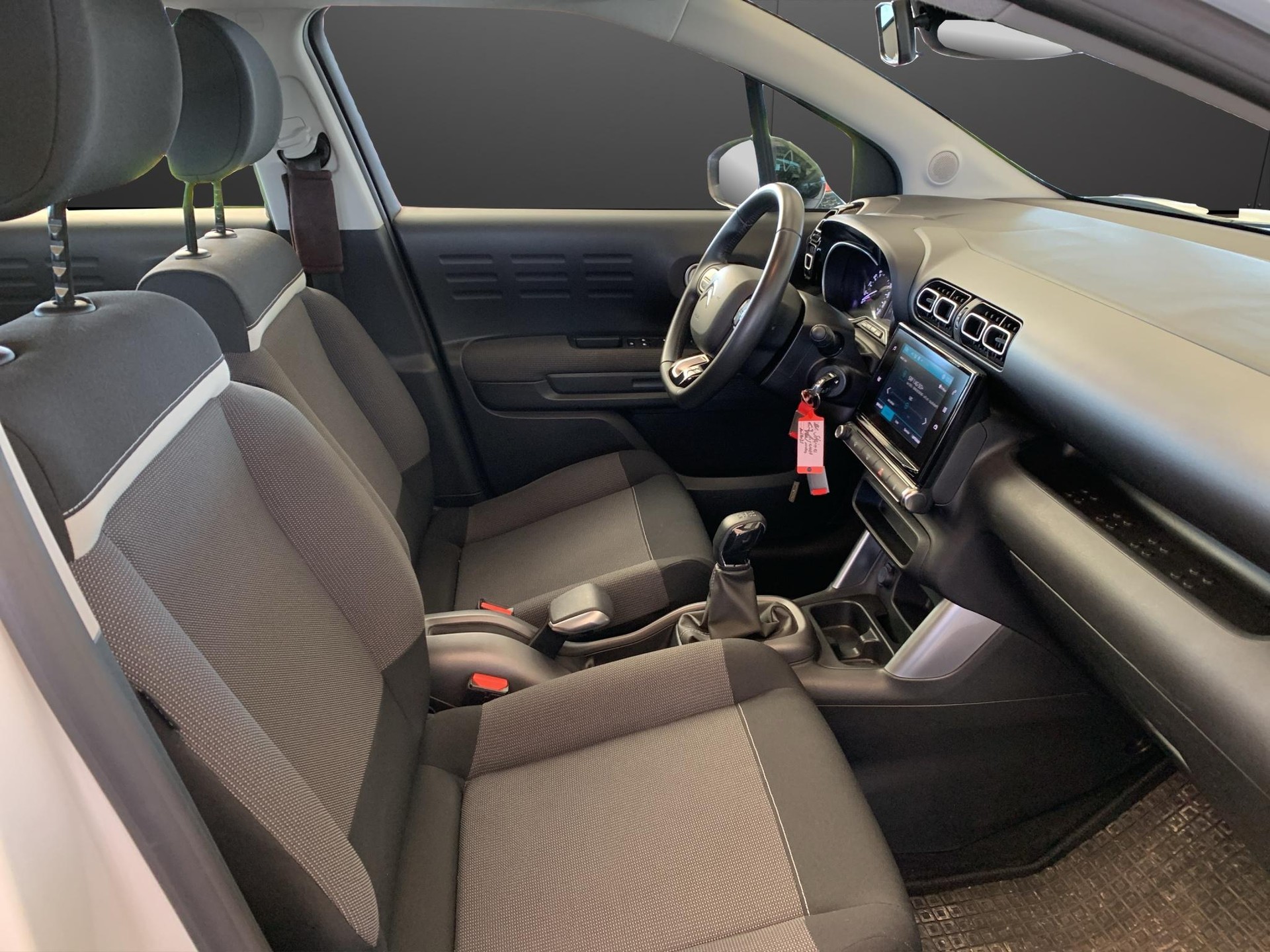 CITROEN C3 Aircross 1.2 PureTech 110 Feel-image-12