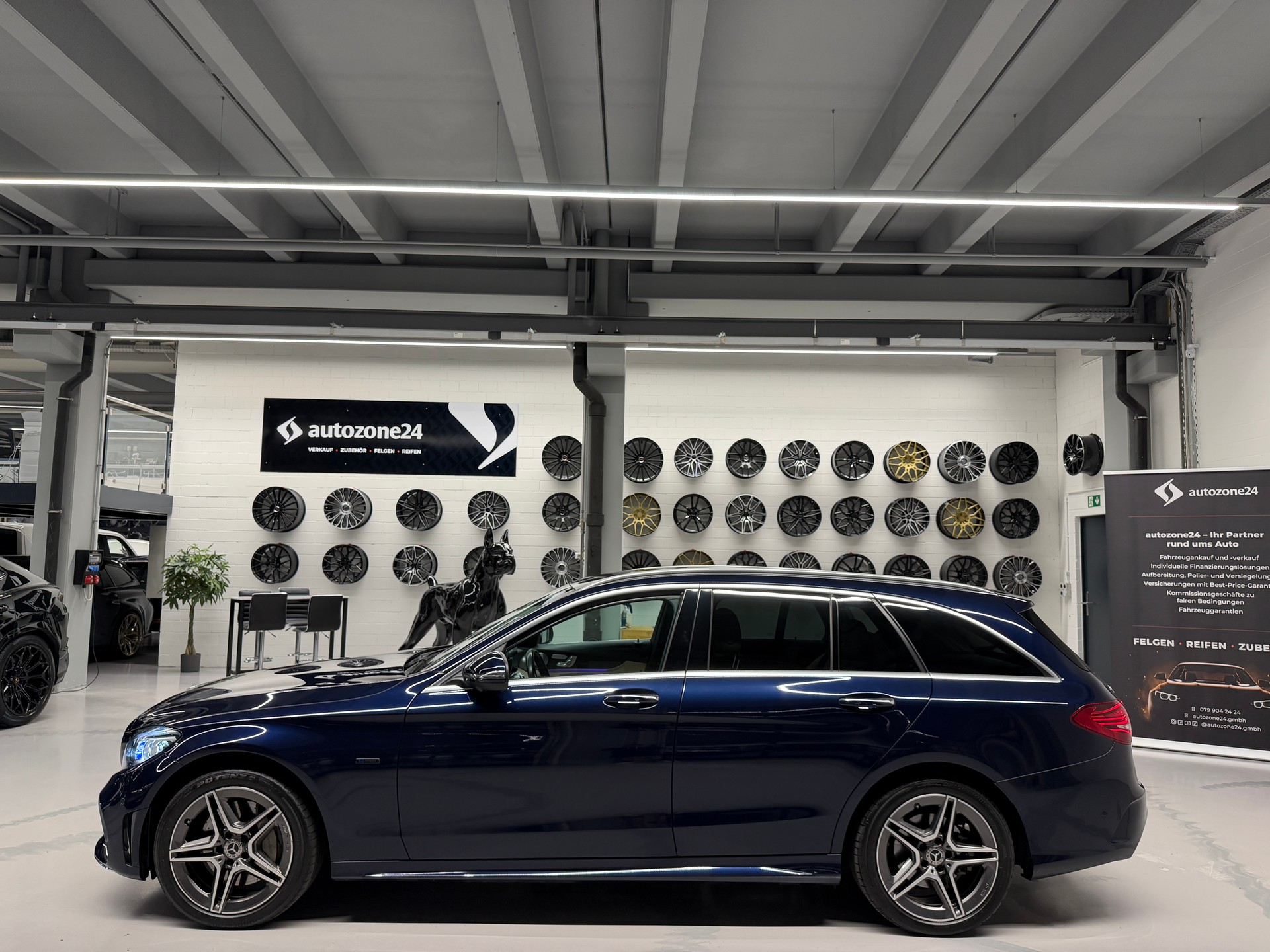 MERCEDES-BENZ C 300 e AMG Line Kombi *all:in-Garantie bis 17.7.26*Frisch ab Service*CH-Auto*1.Hand*Gratis Service*-showroom-element-3