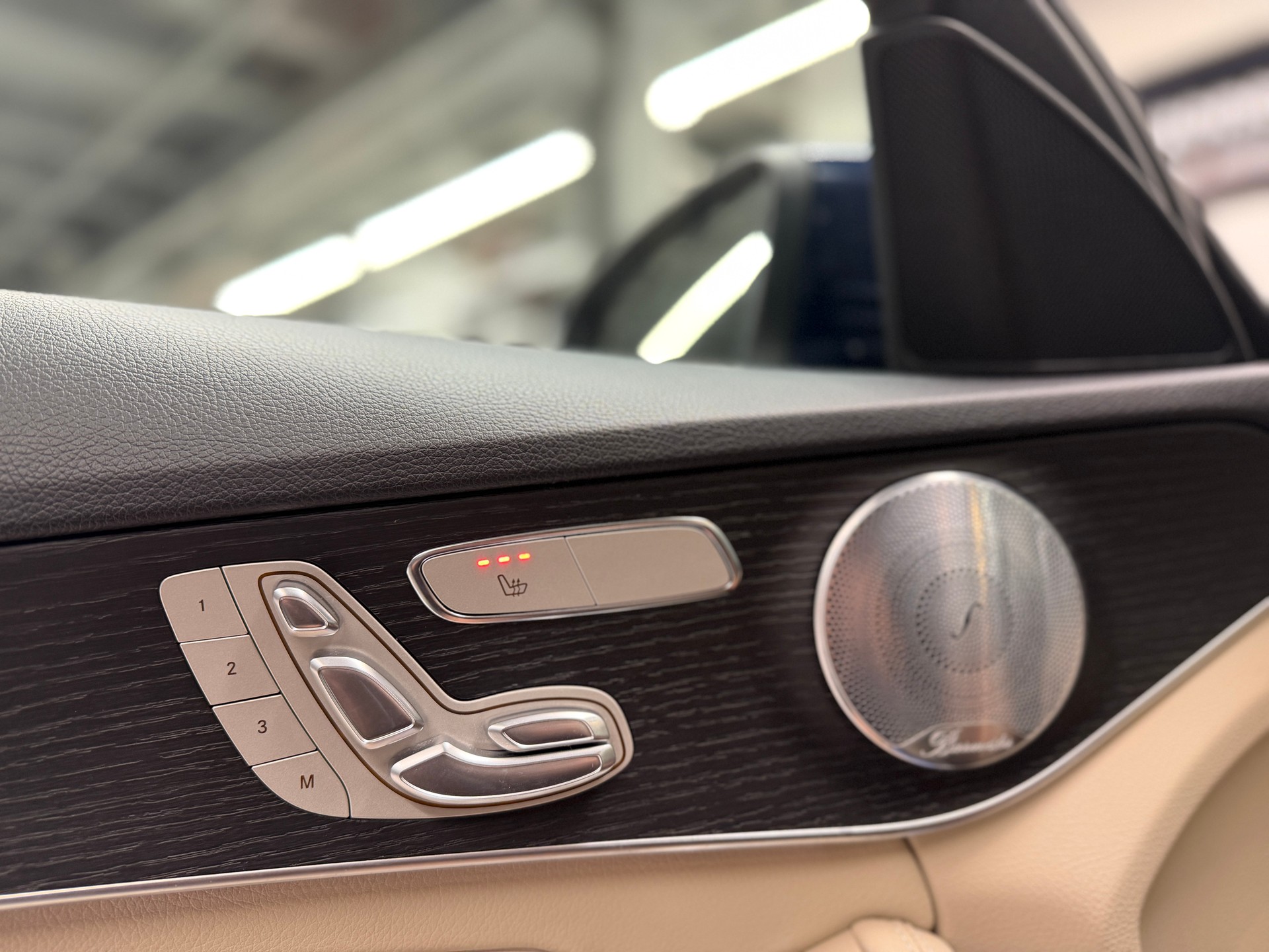MERCEDES-BENZ C 300 e AMG Line Kombi *all:in-Garantie bis 17.7.26*Frisch ab Service*CH-Auto*1.Hand*Gratis Service*-image-13