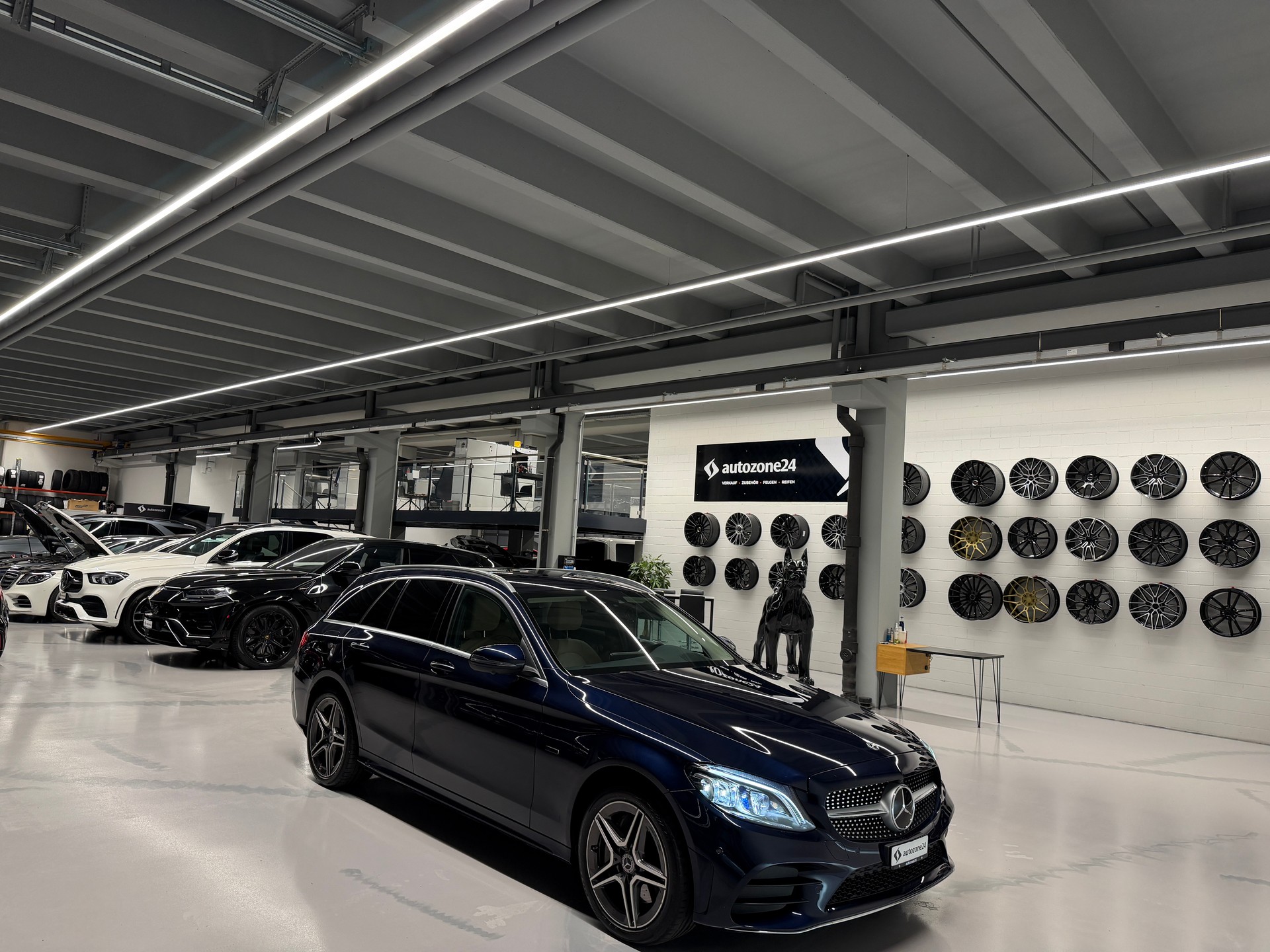 MERCEDES-BENZ C 300 e AMG Line Kombi *all:in-Garantie bis 17.7.26*Frisch ab Service*CH-Auto*1.Hand*Gratis Service*-image-8