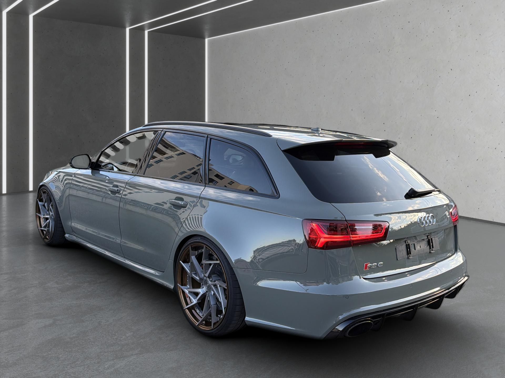 AUDI RS6 Avant 4.0 TFSI V8 performance quattro-showroom-element-3