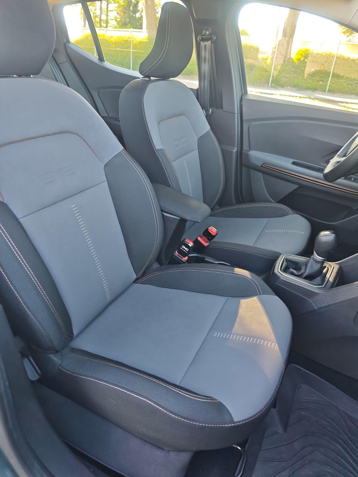 DACIA Sandero Stepway TCe 90 Extreme+ CVT-image-4