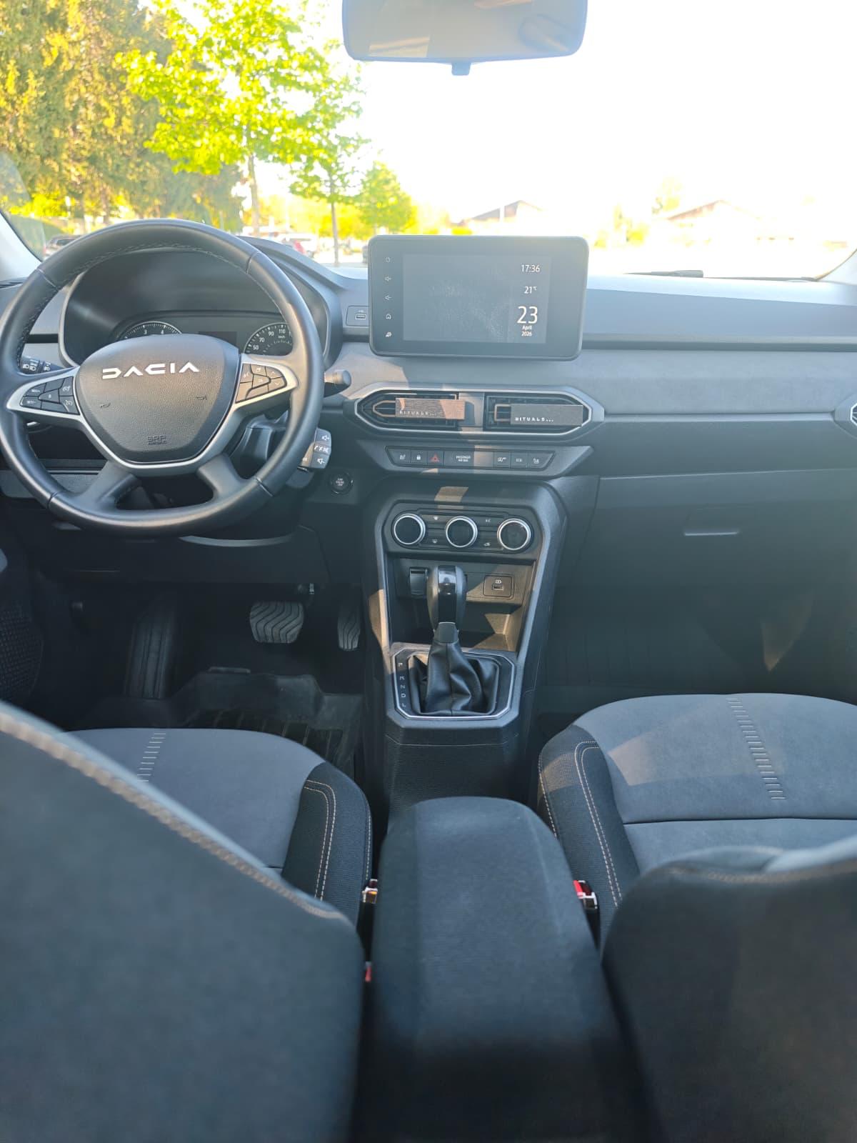 DACIA Sandero Stepway TCe 90 Extreme+ CVT-image-3