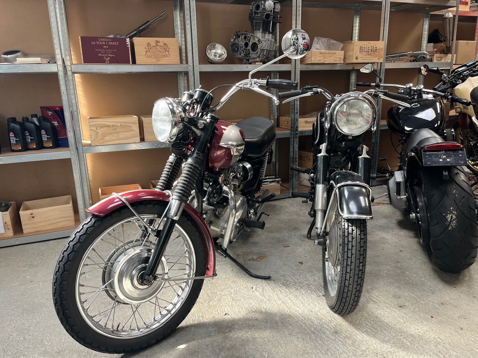 TRIUMPH T120 R-image-1