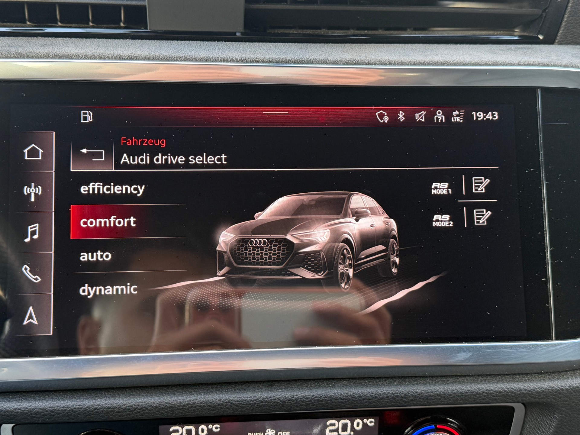 AUDI RS Q3 Sportback quattro S tronic-image-27