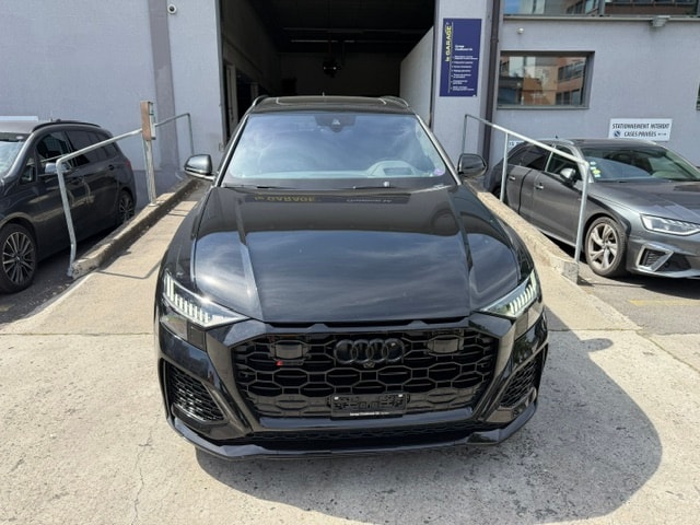 AUDI RSQ8 quattro tiptronic-image-10