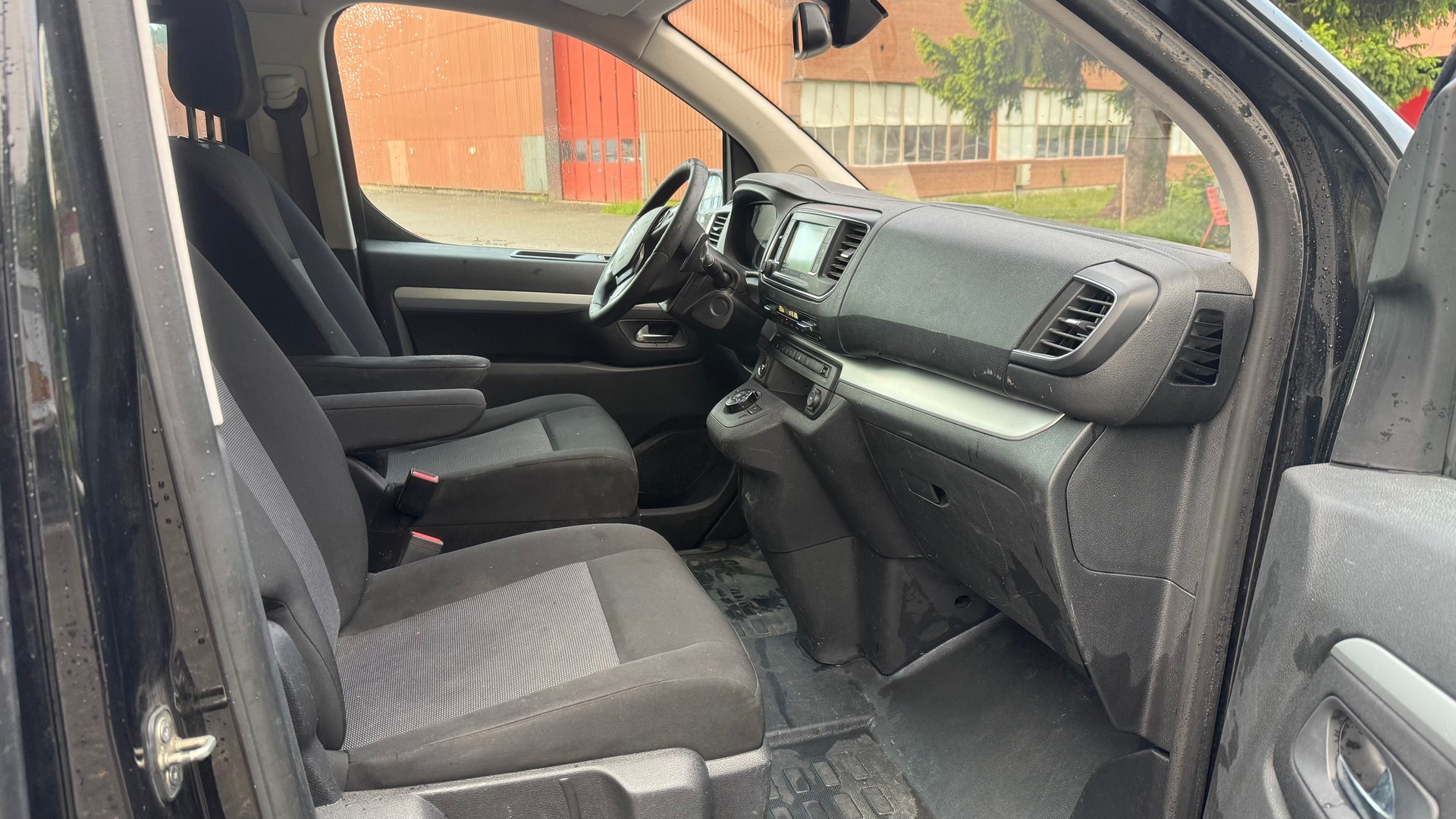 CITROEN SPACETOURER-image-8