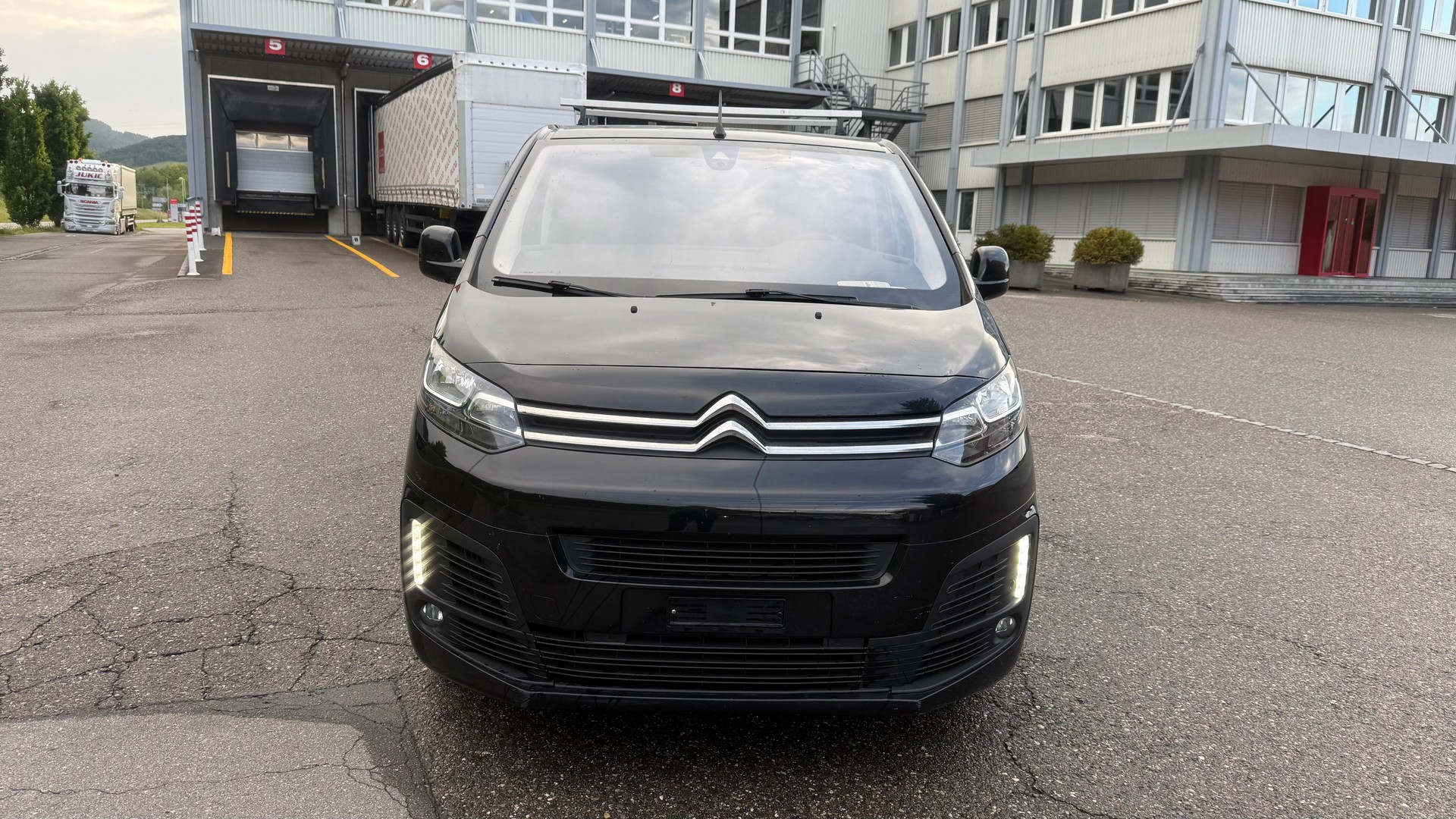 CITROEN SPACETOURER-image-11