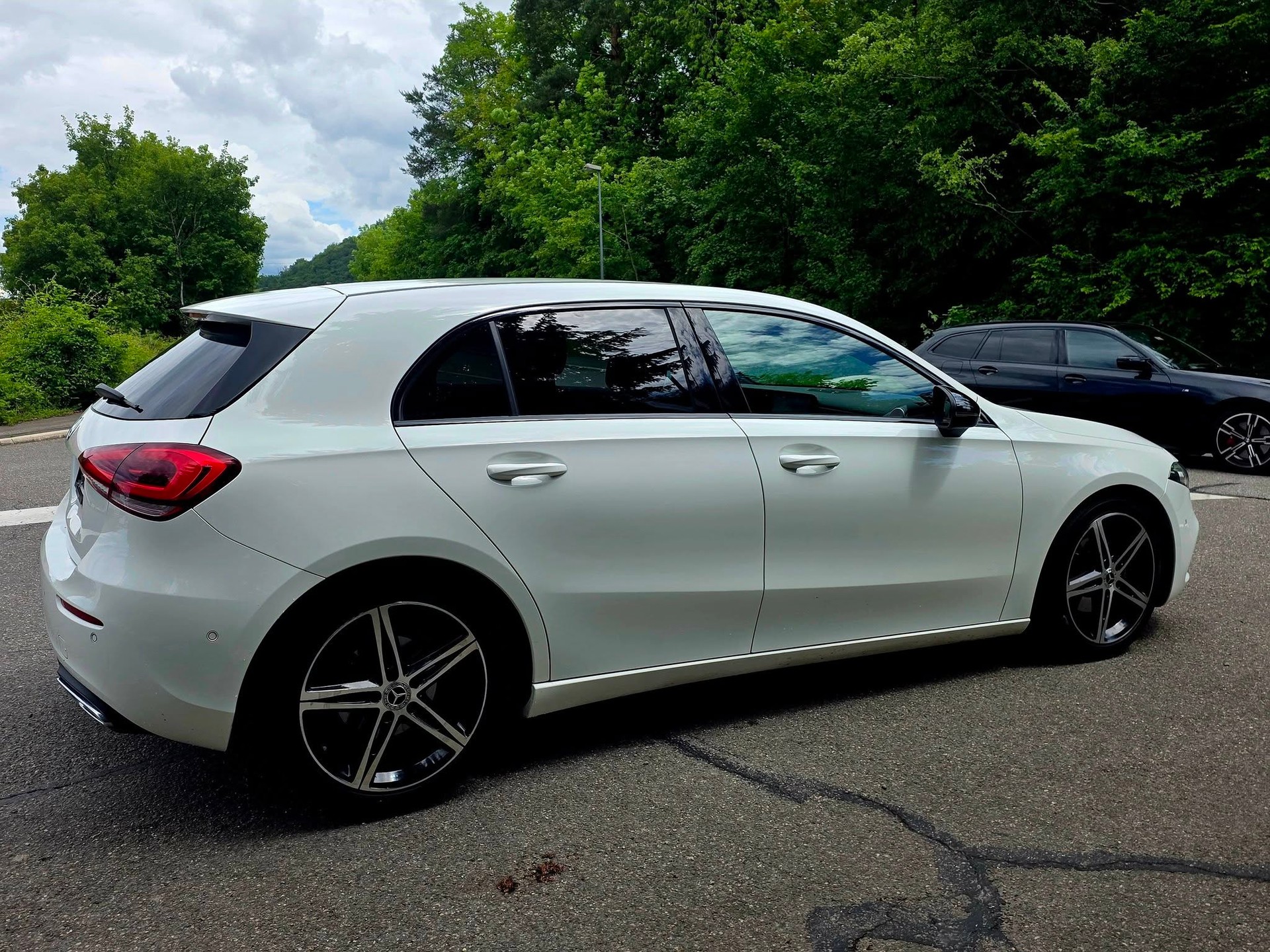 MERCEDES-BENZ A 180 d Style 7G-DCT-image-2