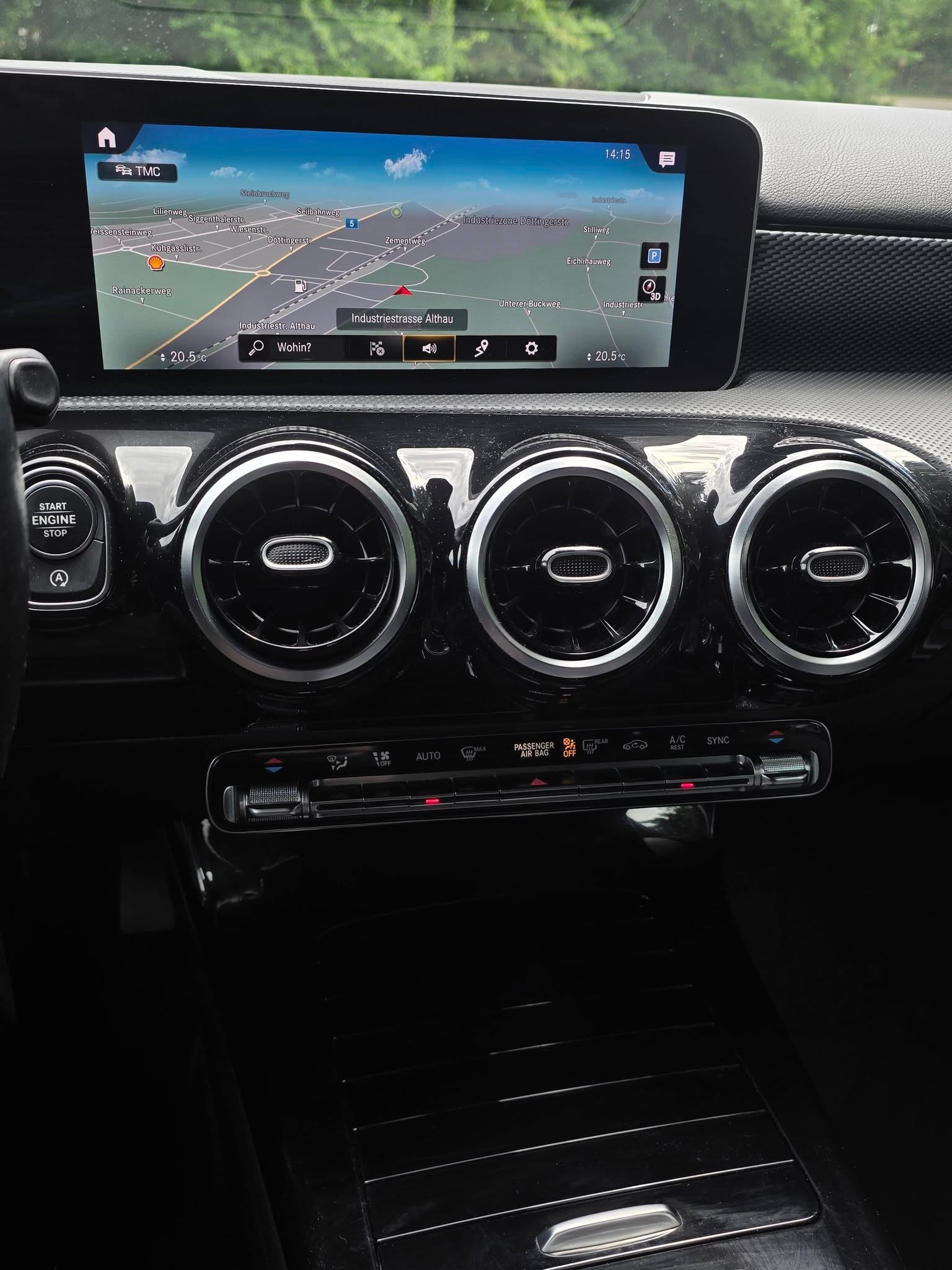 MERCEDES-BENZ A 180 d Style 7G-DCT-image-3