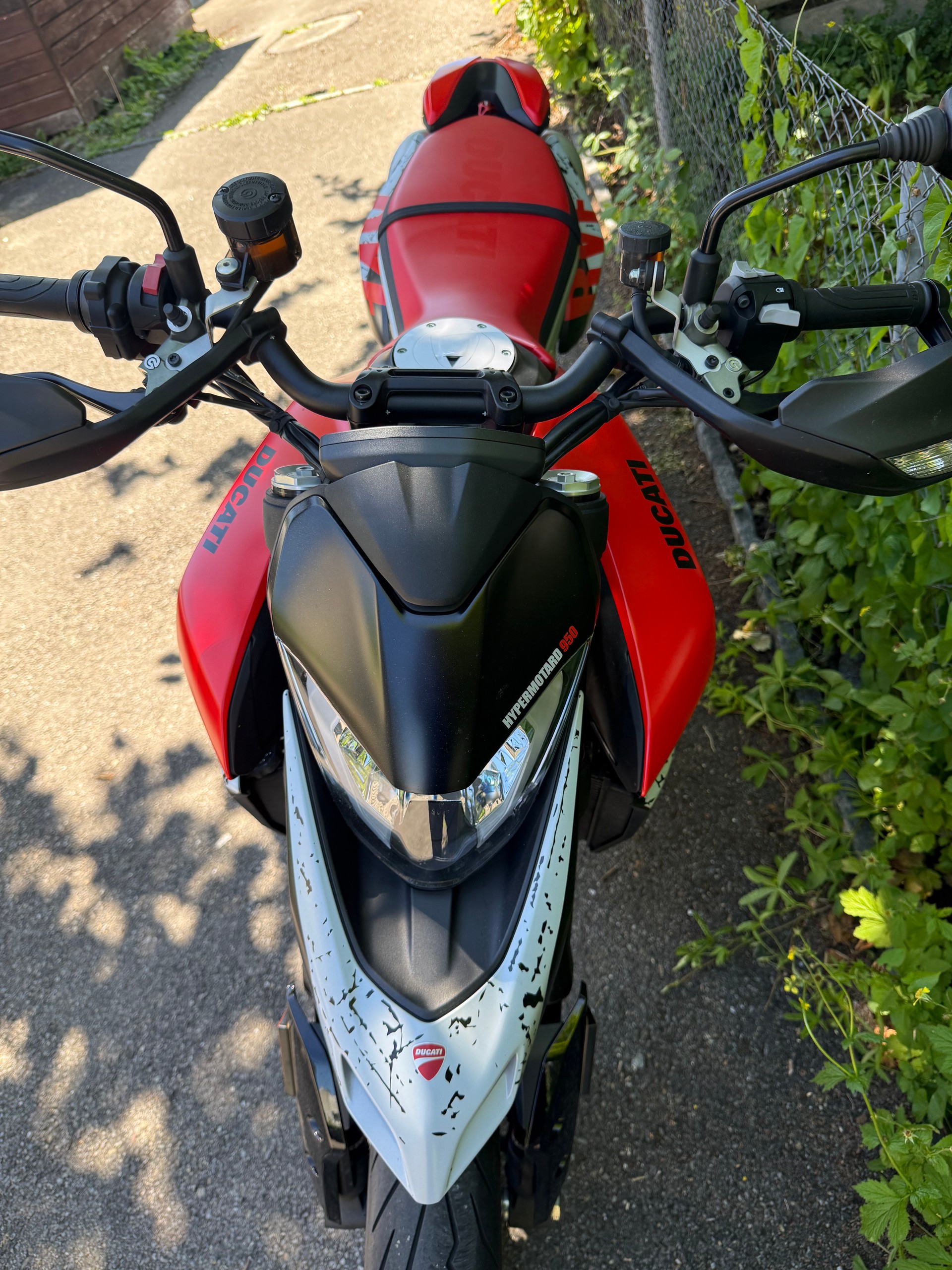 DUCATI Hypermotard 950 RVE (35kW)-image-11