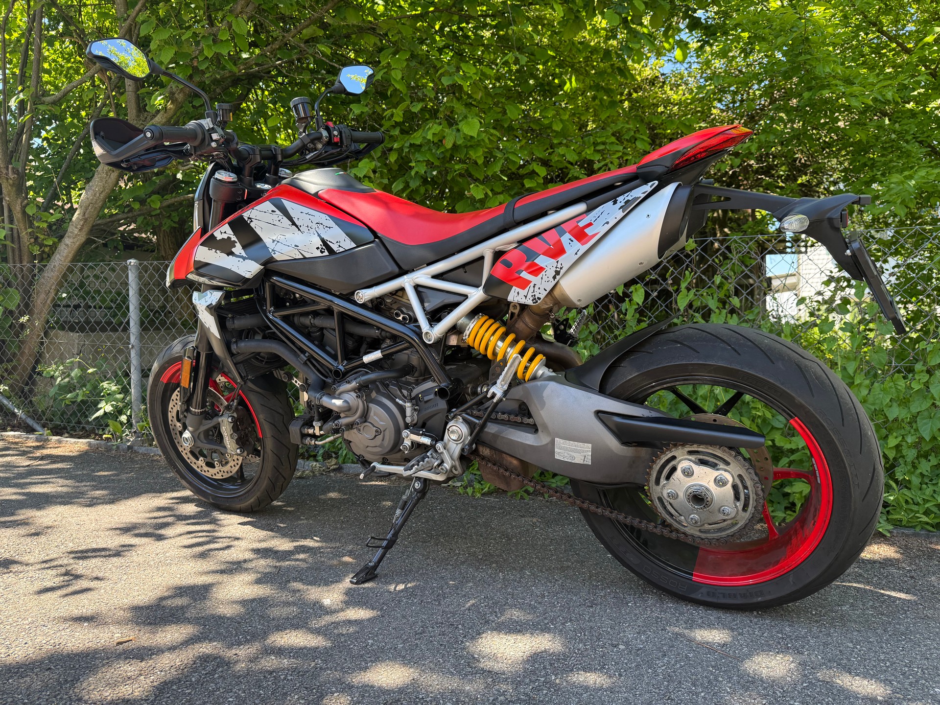 DUCATI Hypermotard 950 RVE (35kW)-image-6