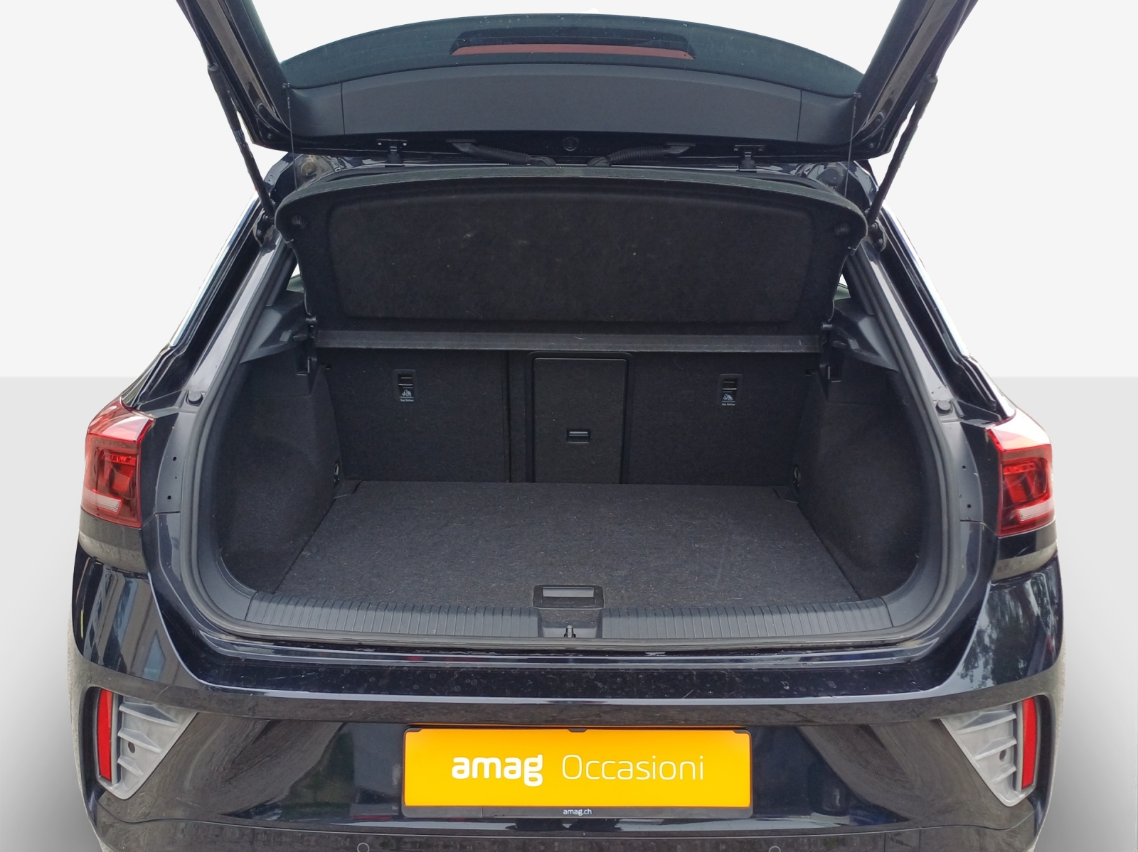 VW T-Roc 2.0 TSI R-Line DSG 4Motion-image-12