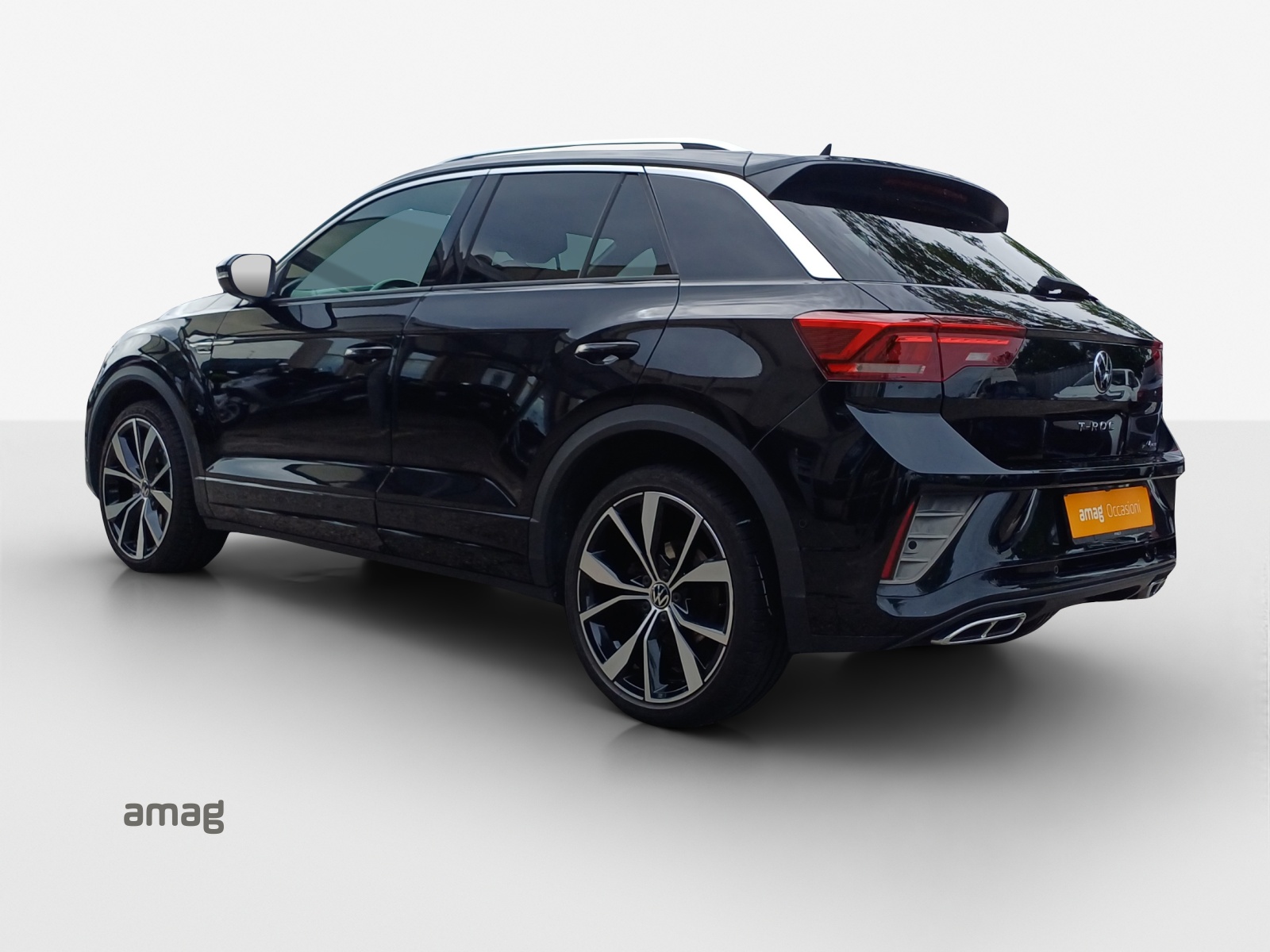 VW T-Roc 2.0 TSI R-Line DSG 4Motion-image-2
