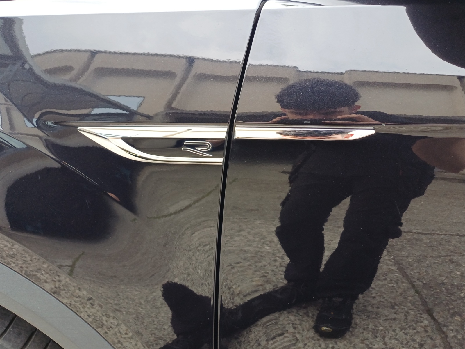 VW T-Roc 2.0 TSI R-Line DSG 4Motion-image-14