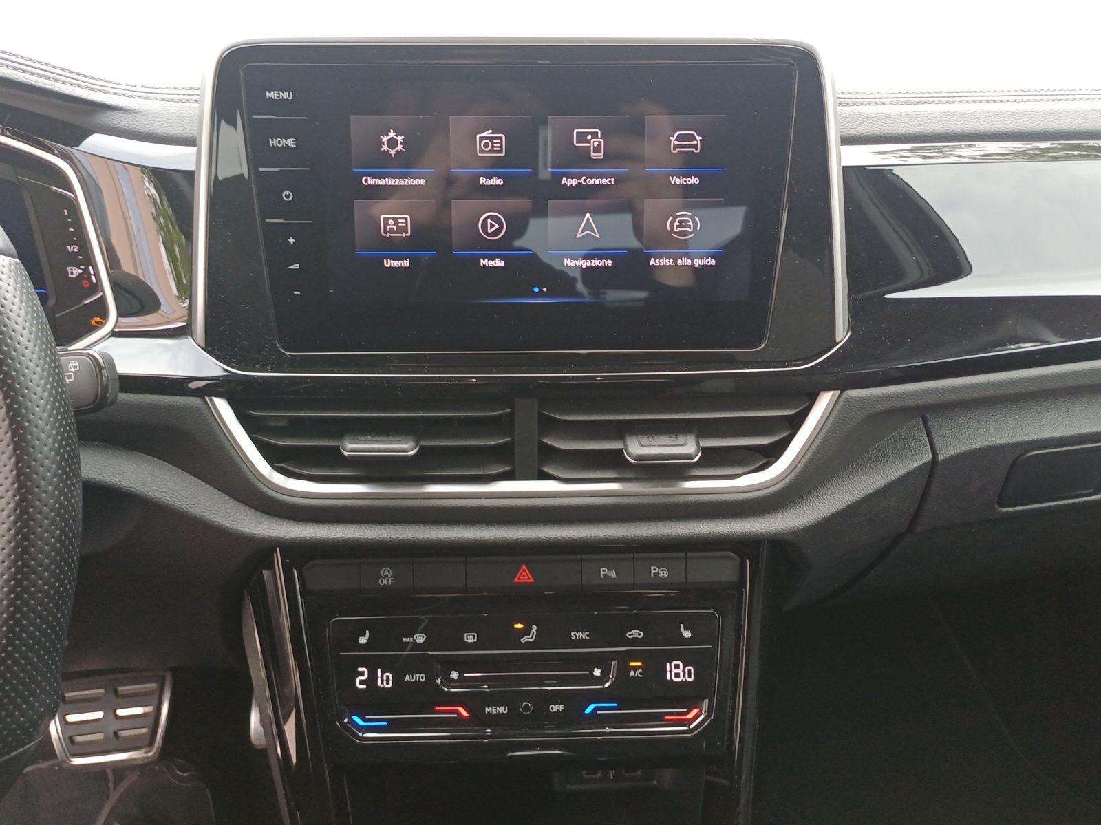 VW T-Roc 2.0 TSI R-Line DSG 4Motion-image-10
