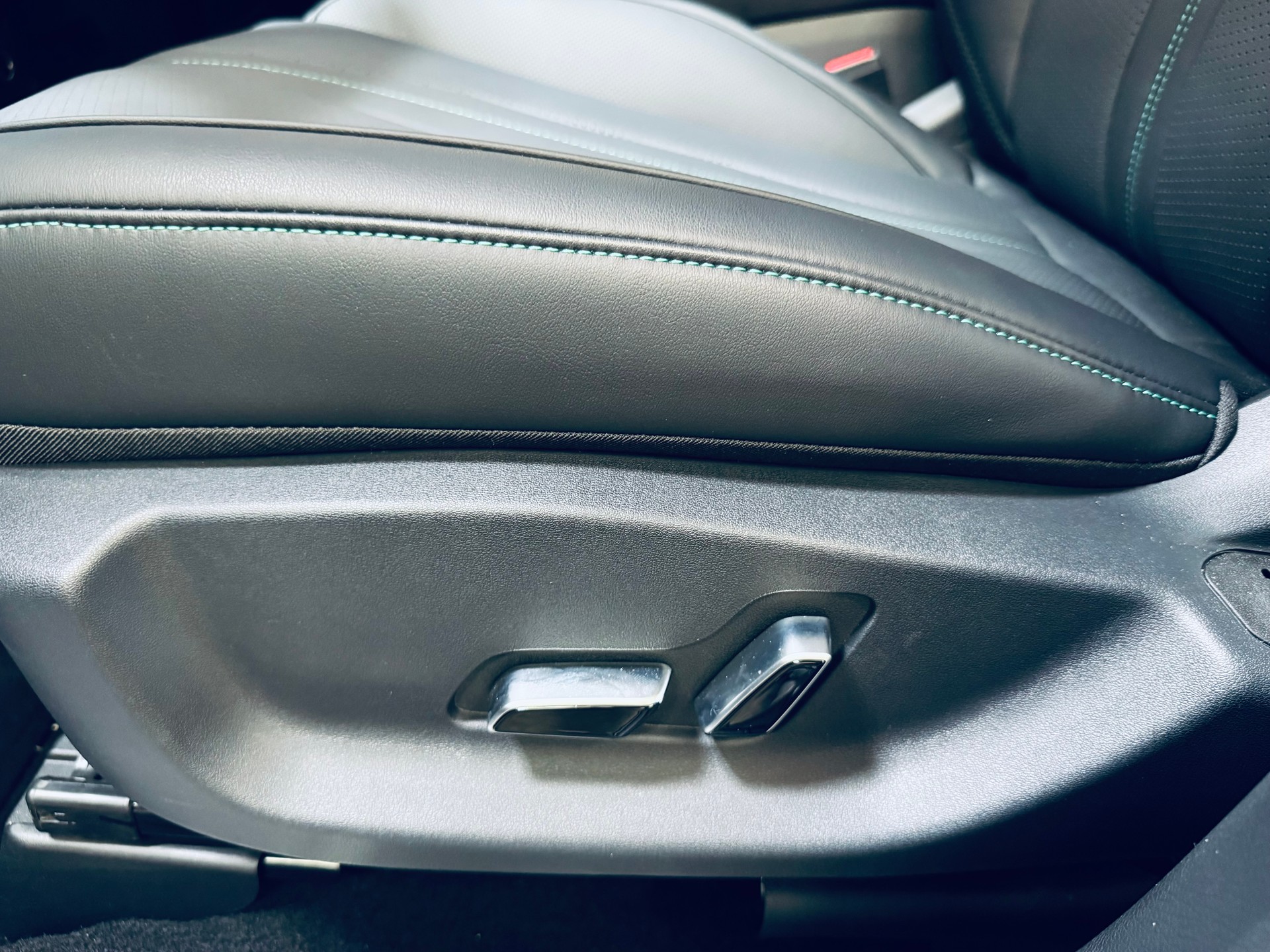 BYD Seal U DM-i Comfort-image-13
