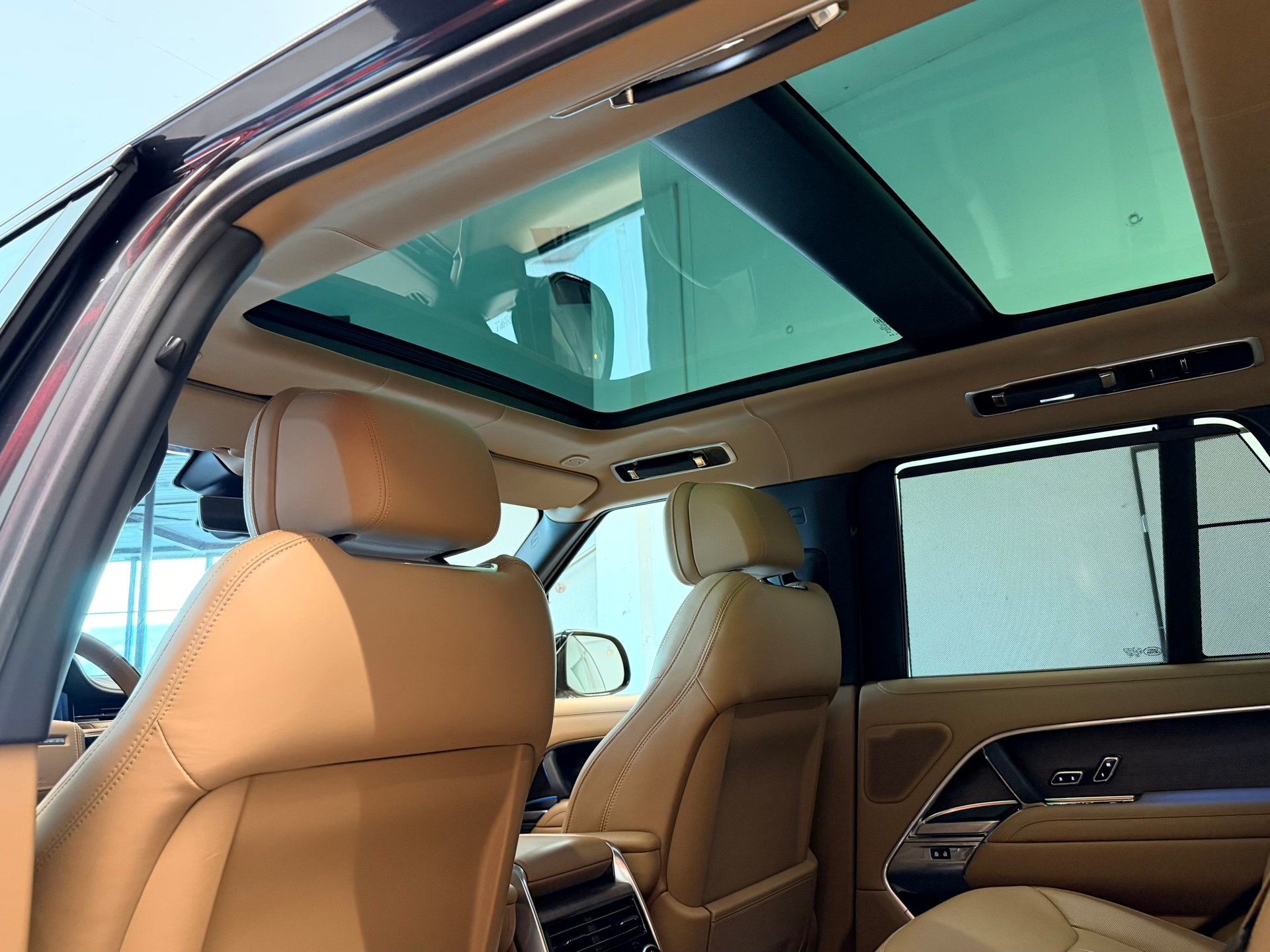 LAND ROVER Range Rover P400 I6 3.0 MHEV Autobiography Automatic-image-16