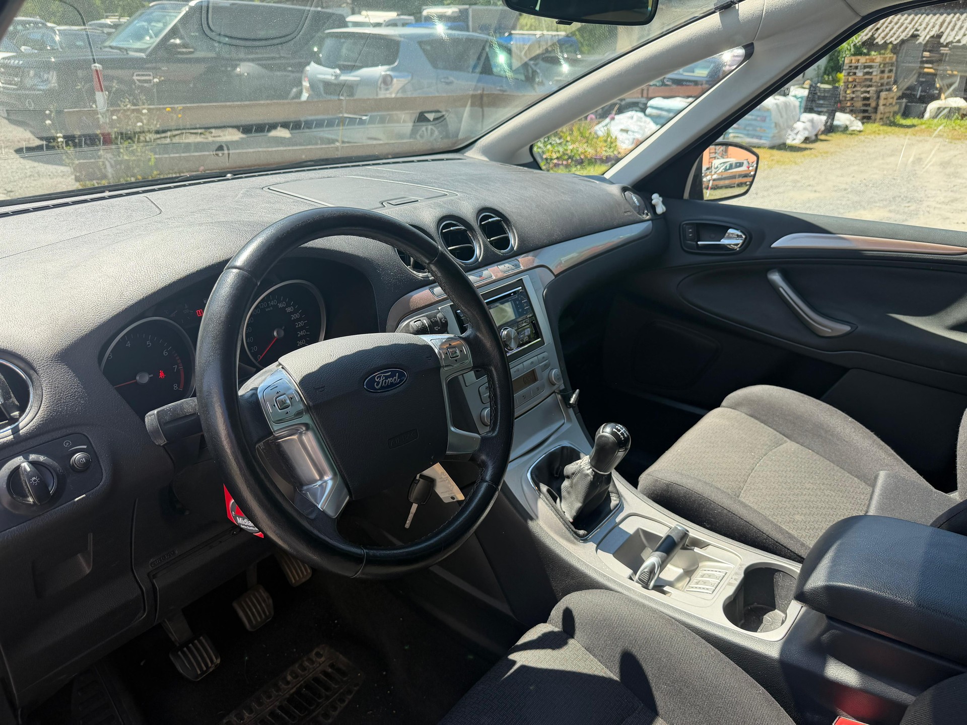 FORD S-Max 2.0i Trend-image-6