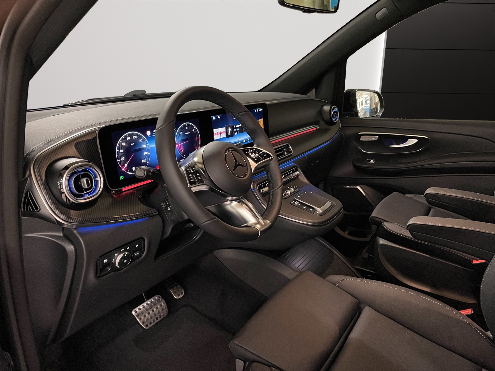 MERCEDES-BENZ V 250 d extralang 4Matic Avantgarde 9G-Tronic-image-7