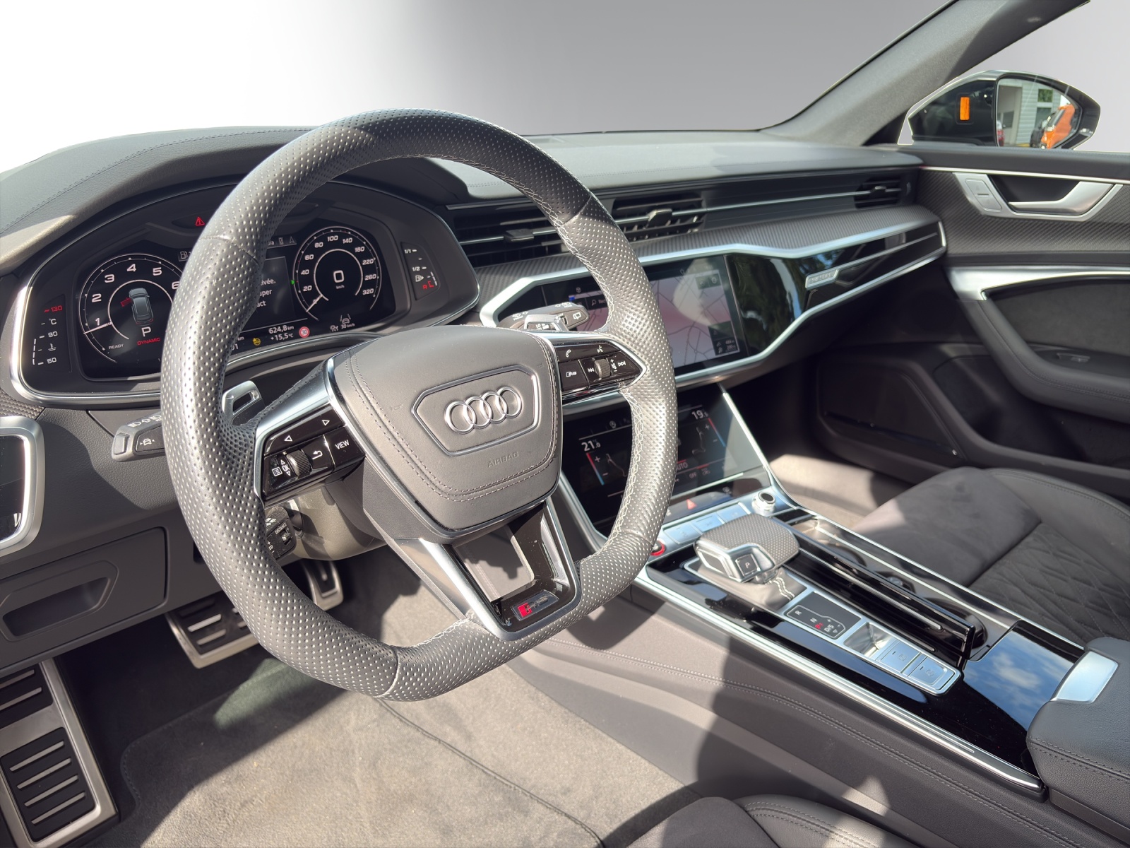 AUDI RS6 Avant 4.0 TFSI V8 quattro-image-7