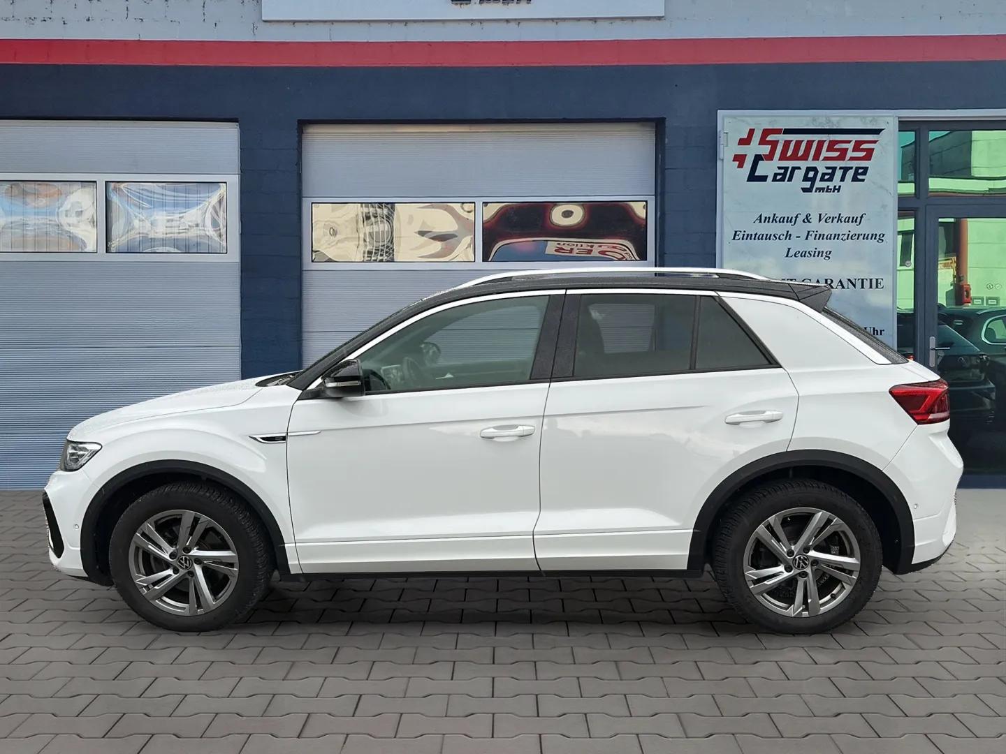 VW T-Roc 2.0 TSI R-Line DSG 4Motion mit AHK & Werksgarantie-image-4