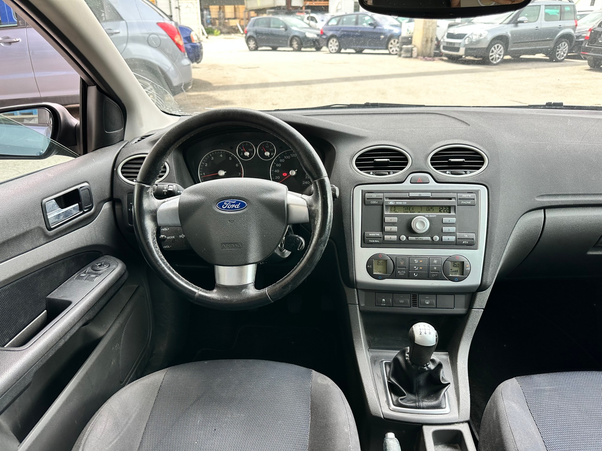 FORD Focus 2.0i Carving-image-10