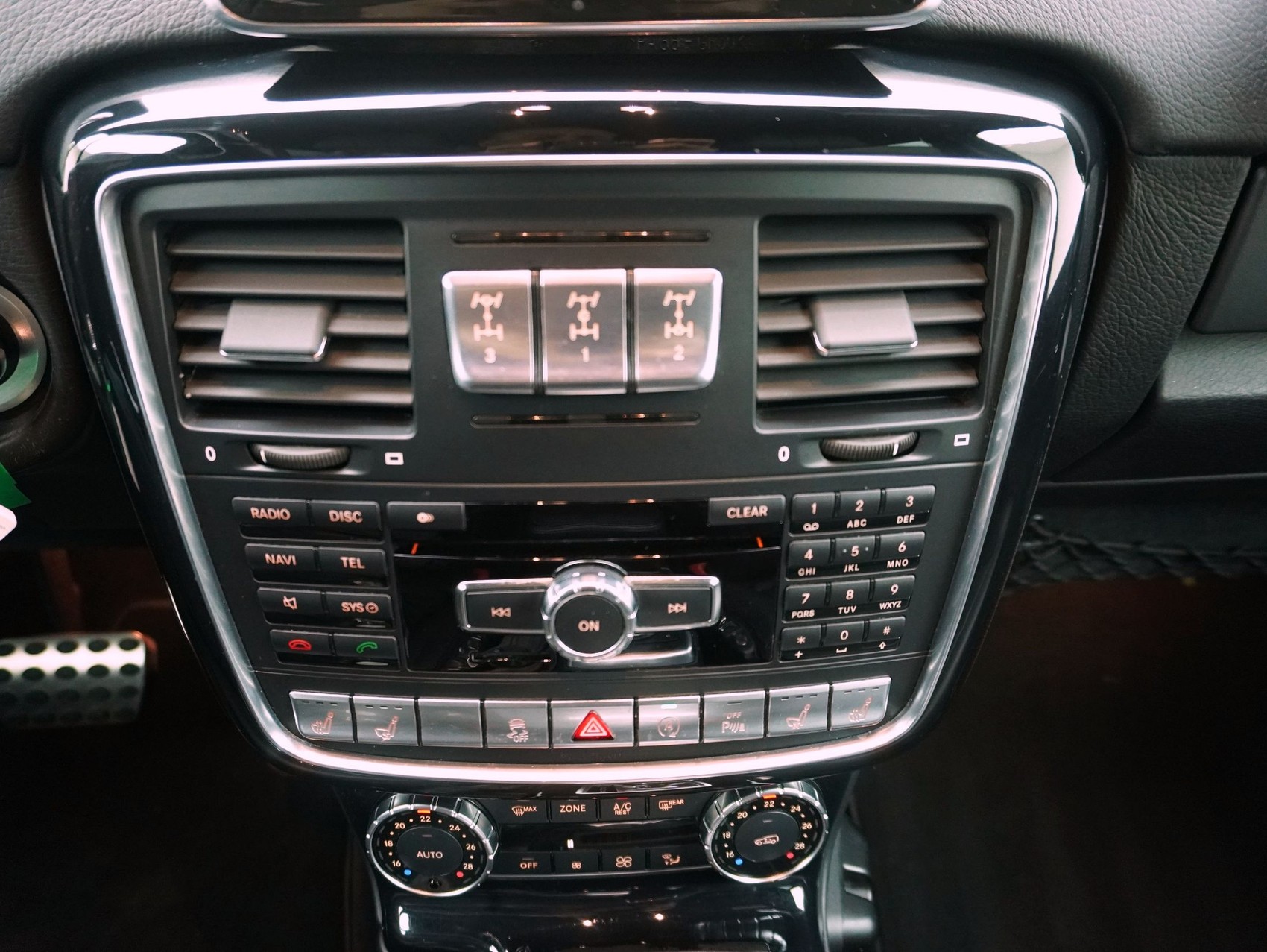 MERCEDES-BENZ G-Klasse G 500 lang Wagon-image-14
