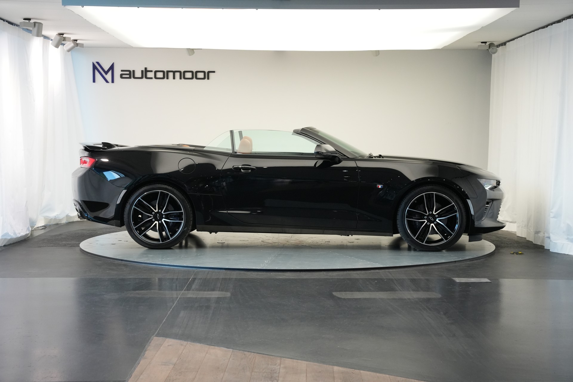 CHEVROLET Camaro 6.2 Convertible Automatic-showroom-element-3
