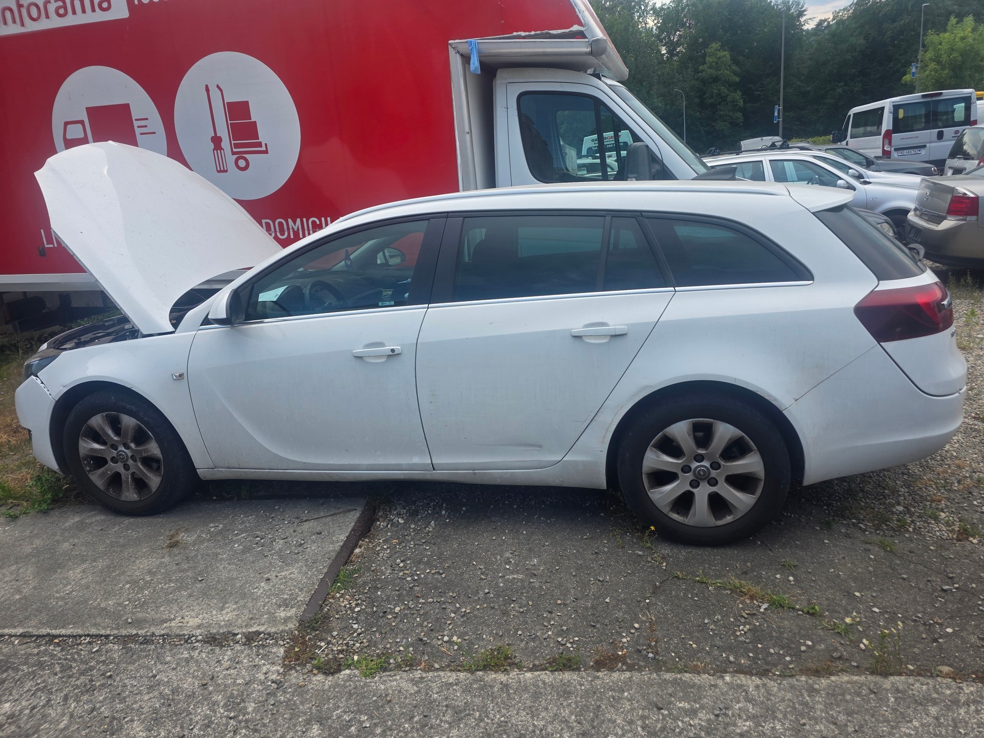 OPEL Insignia Sports Tourer 1.6 CDTI Automatic-image-1