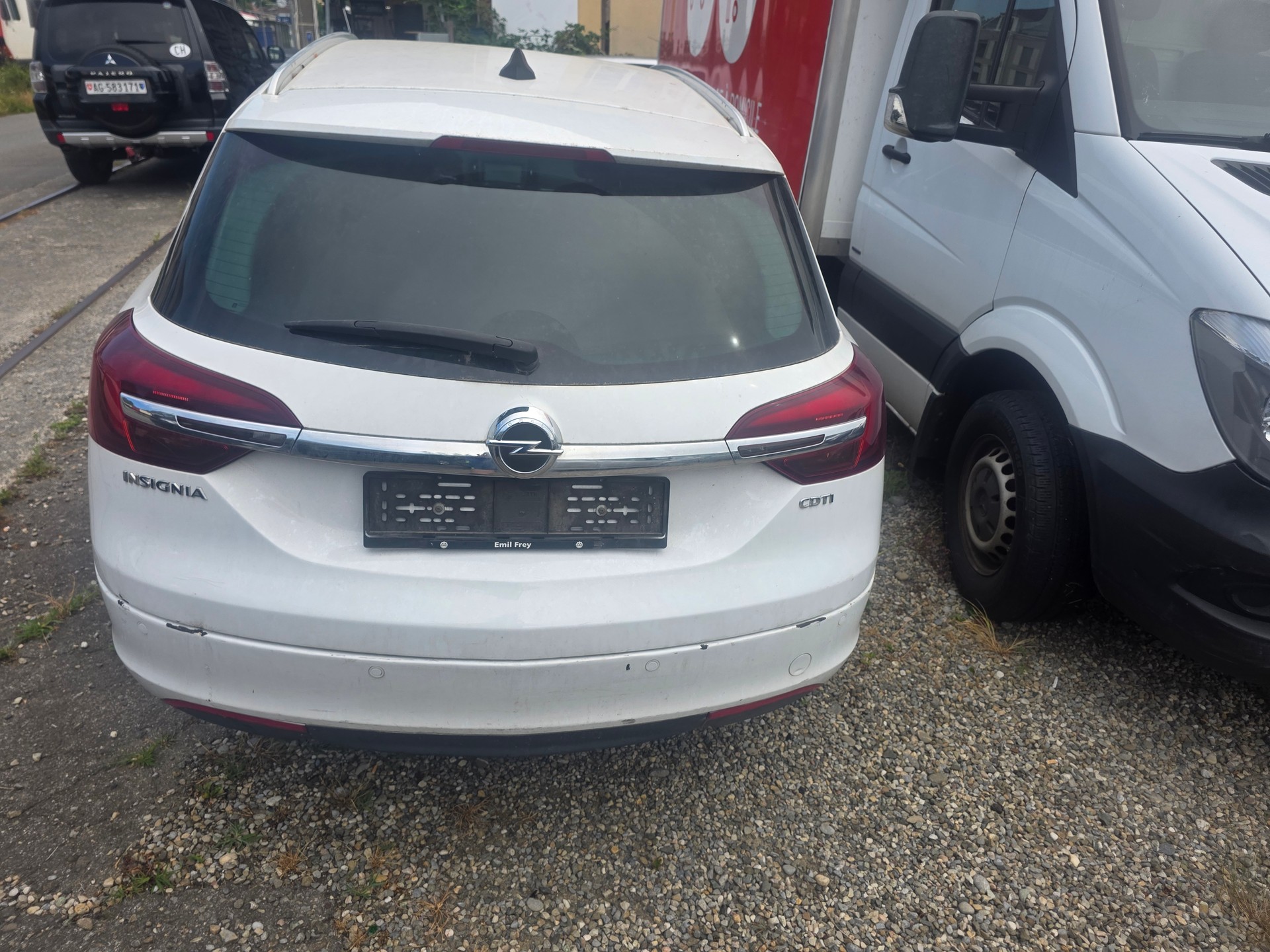 OPEL Insignia Sports Tourer 1.6 CDTI Automatic-image-4