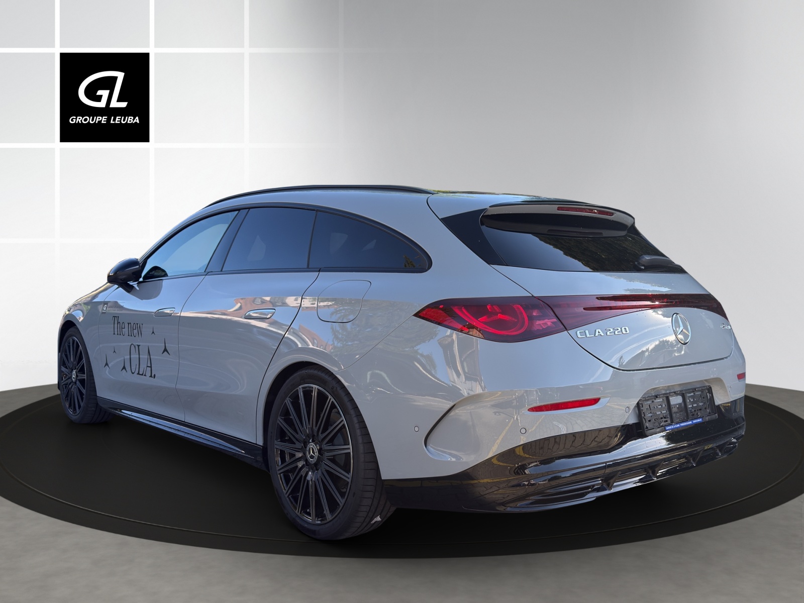 MERCEDES-BENZ CLA Shooting Brake 220 4Matic 8G-DCT-showroom-element-2