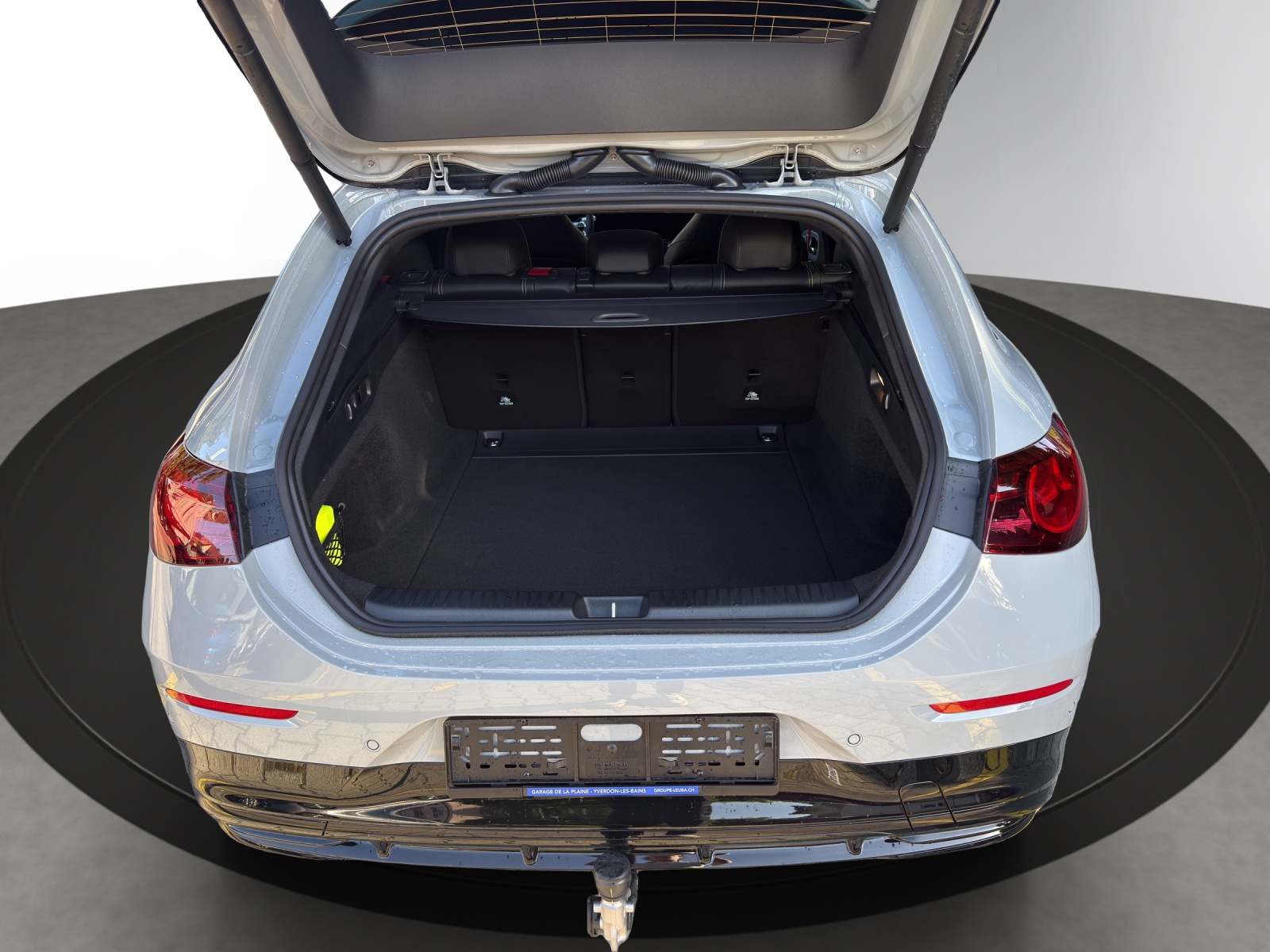 MERCEDES-BENZ CLA Shooting Brake 220 4Matic 8G-DCT-image-5
