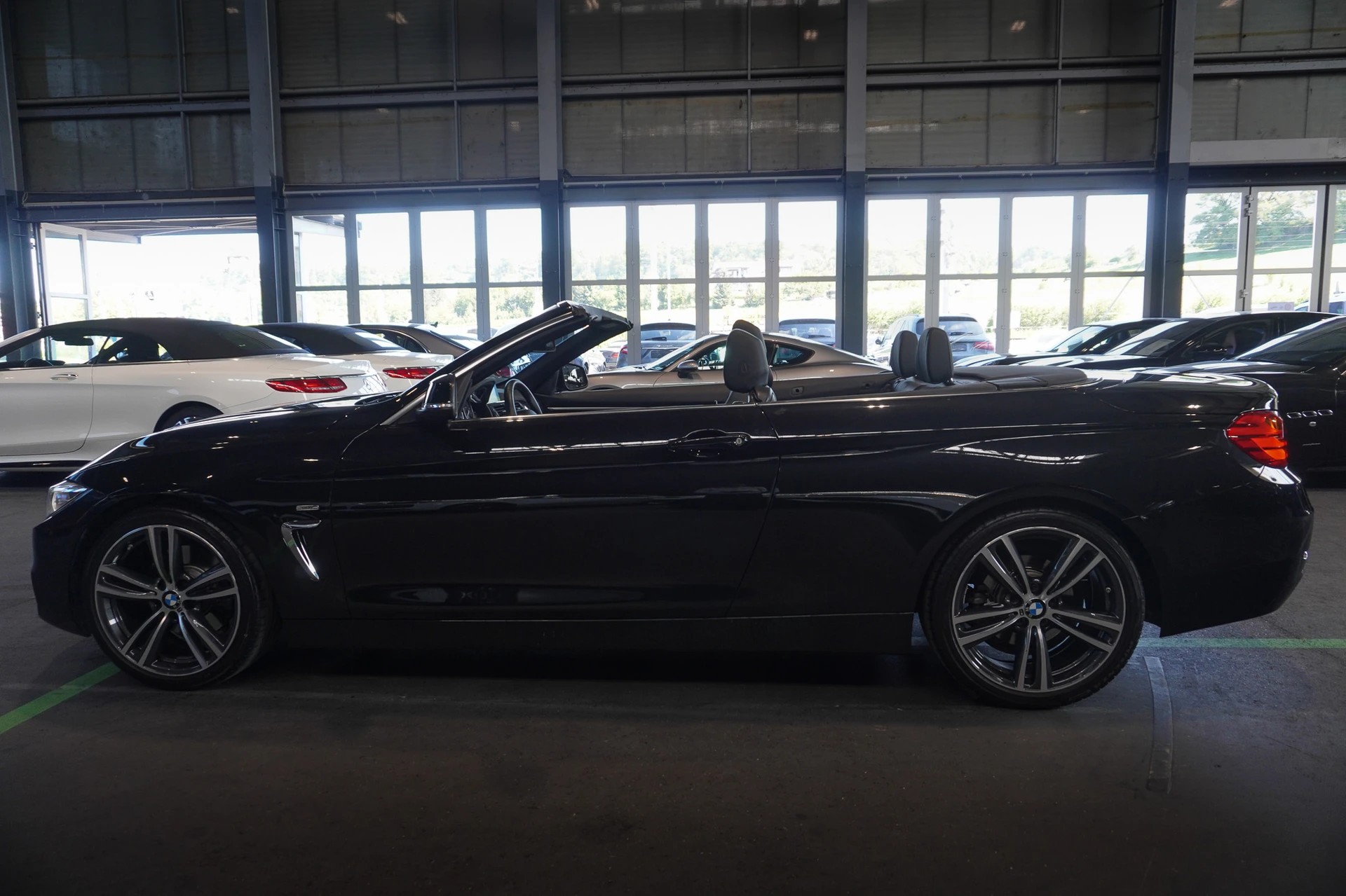 BMW 428i Cabriolet Steptronic-showroom-element-1