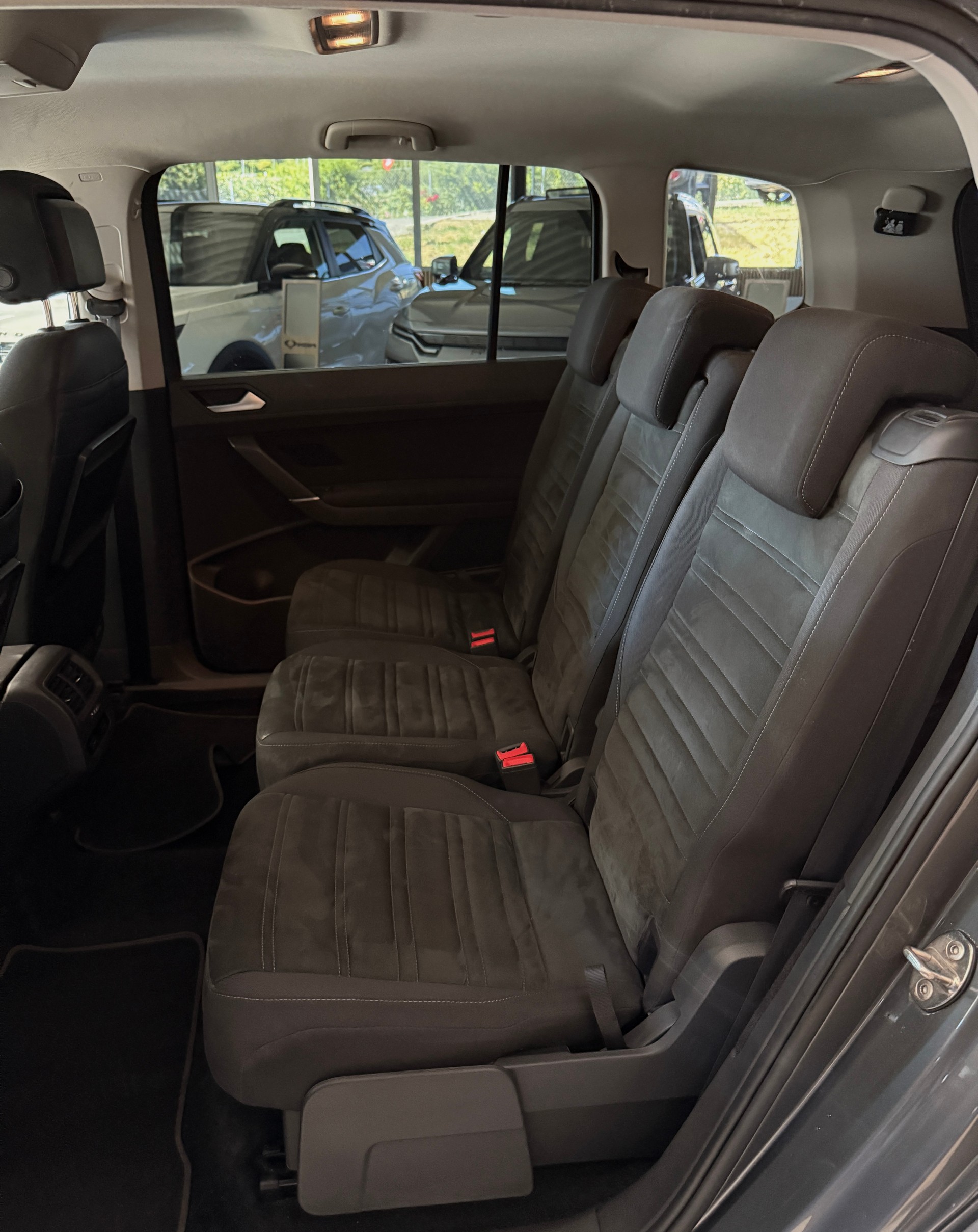 VW Touran 1.4 TSI BlueMotion Technology Comfortline DSG-image-15
